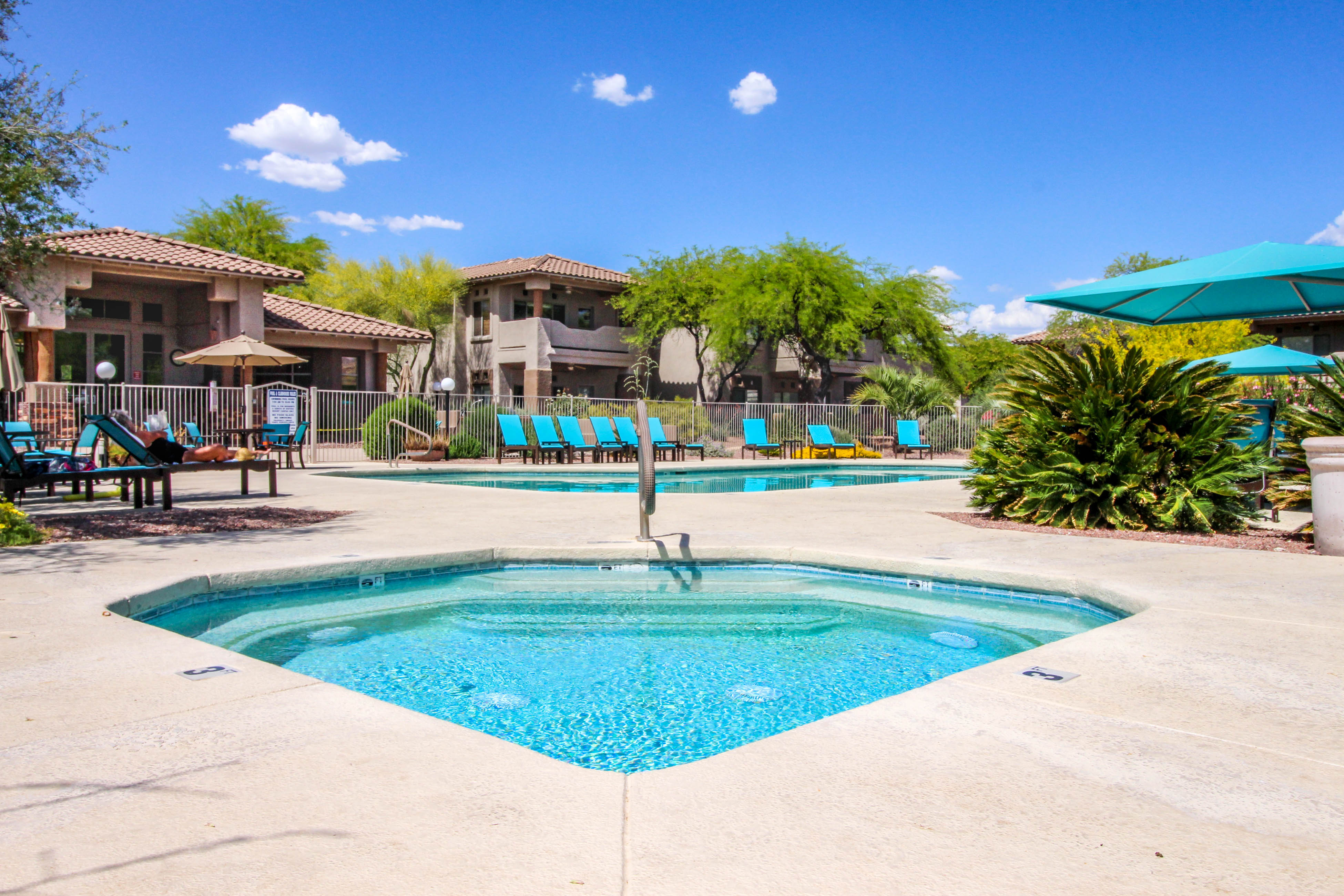outdoor pool of Vistoso Resort Casitas in Oro Valley, AZ