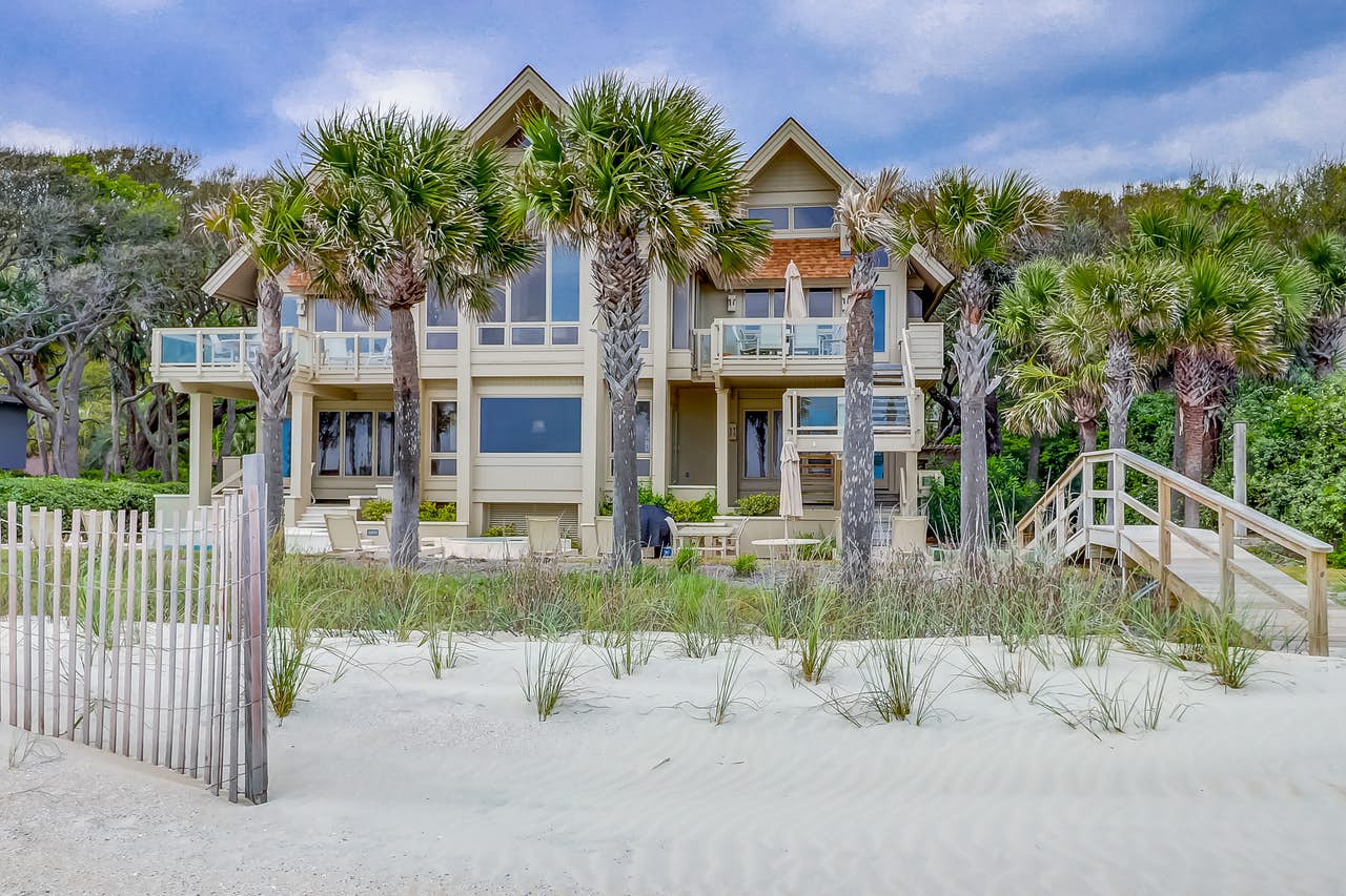 5 Oceanfront Hilton Head Vacation Rentals with Pools Vacasa