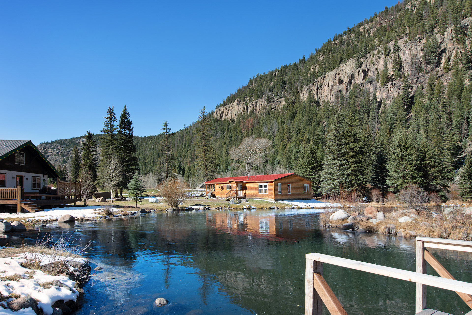 Colorado river cabins