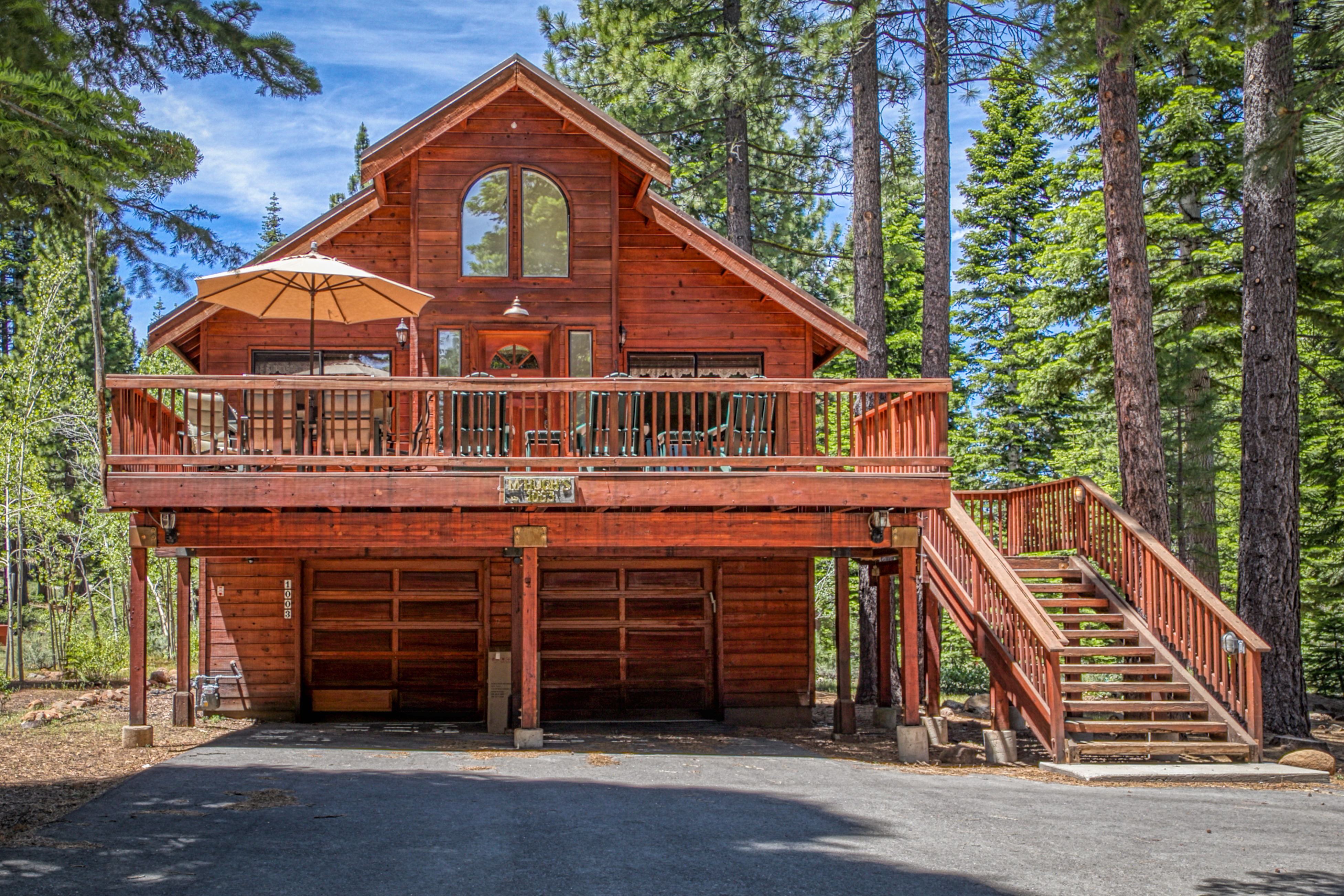 lake tahoe cabin rental with attached garage