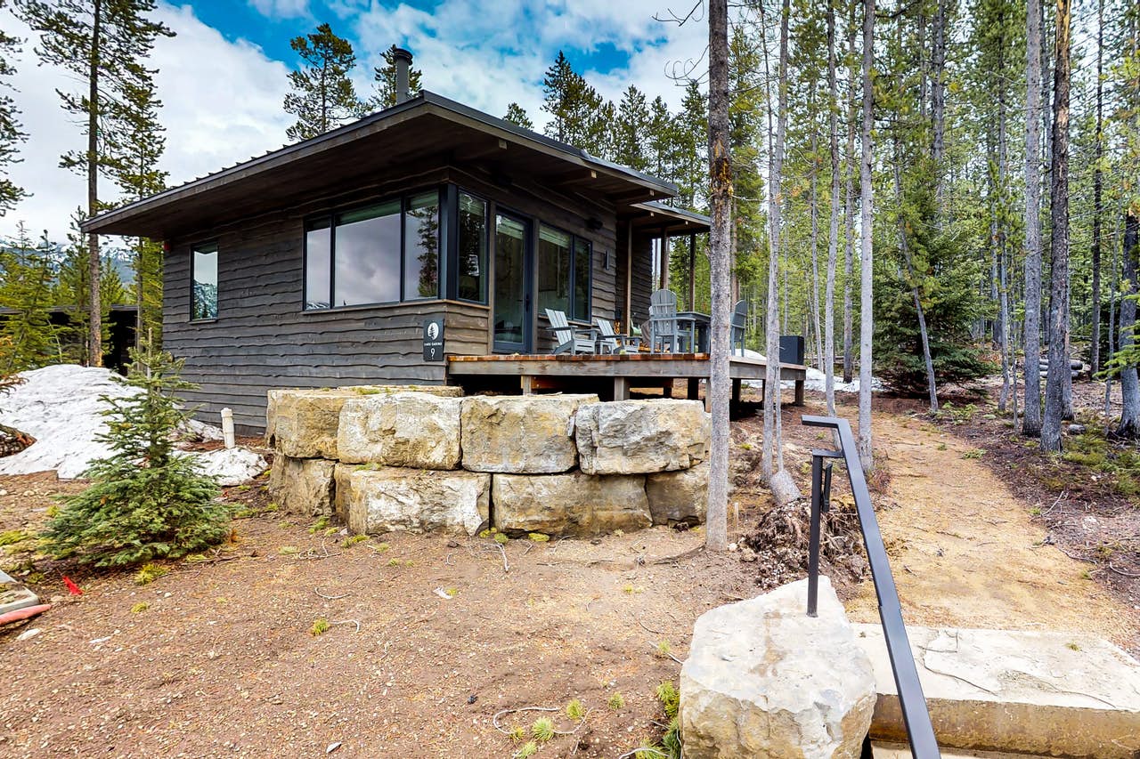 Your Guide To A Yellowstone National Park Vacation Vacasa