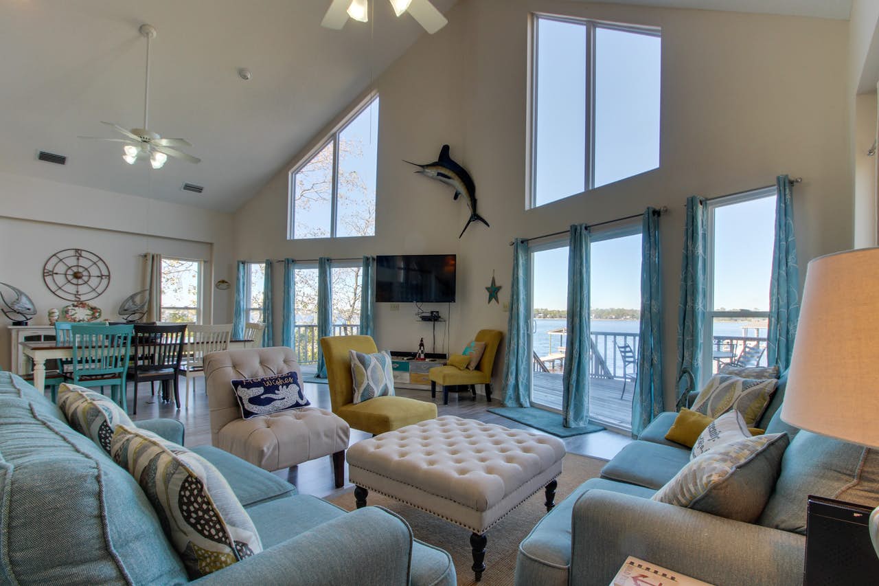 Vacation rental living area in Gulf Shores, AL