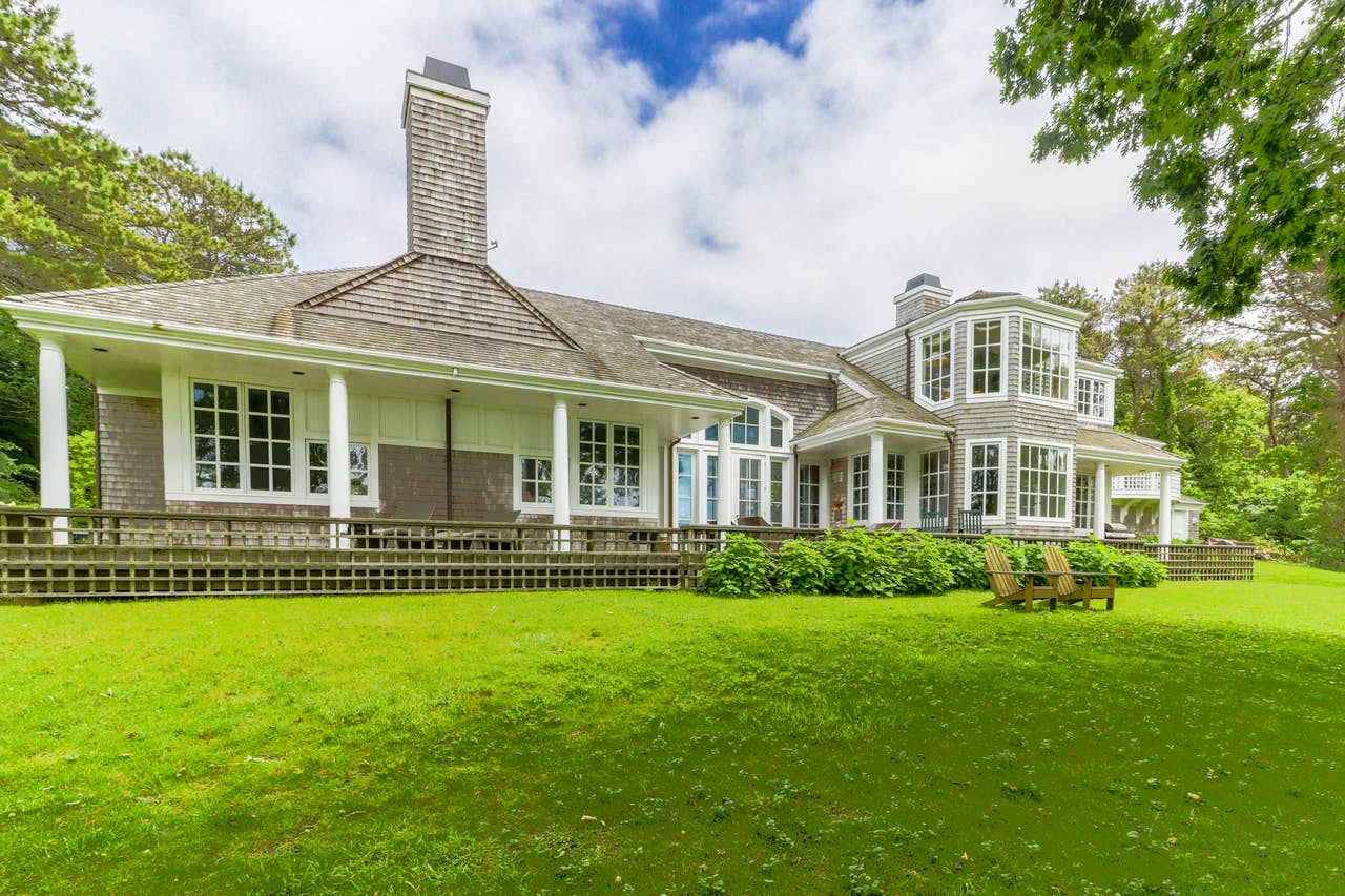 6 Waterfront Vacation Rentals For Every Season Vacasa