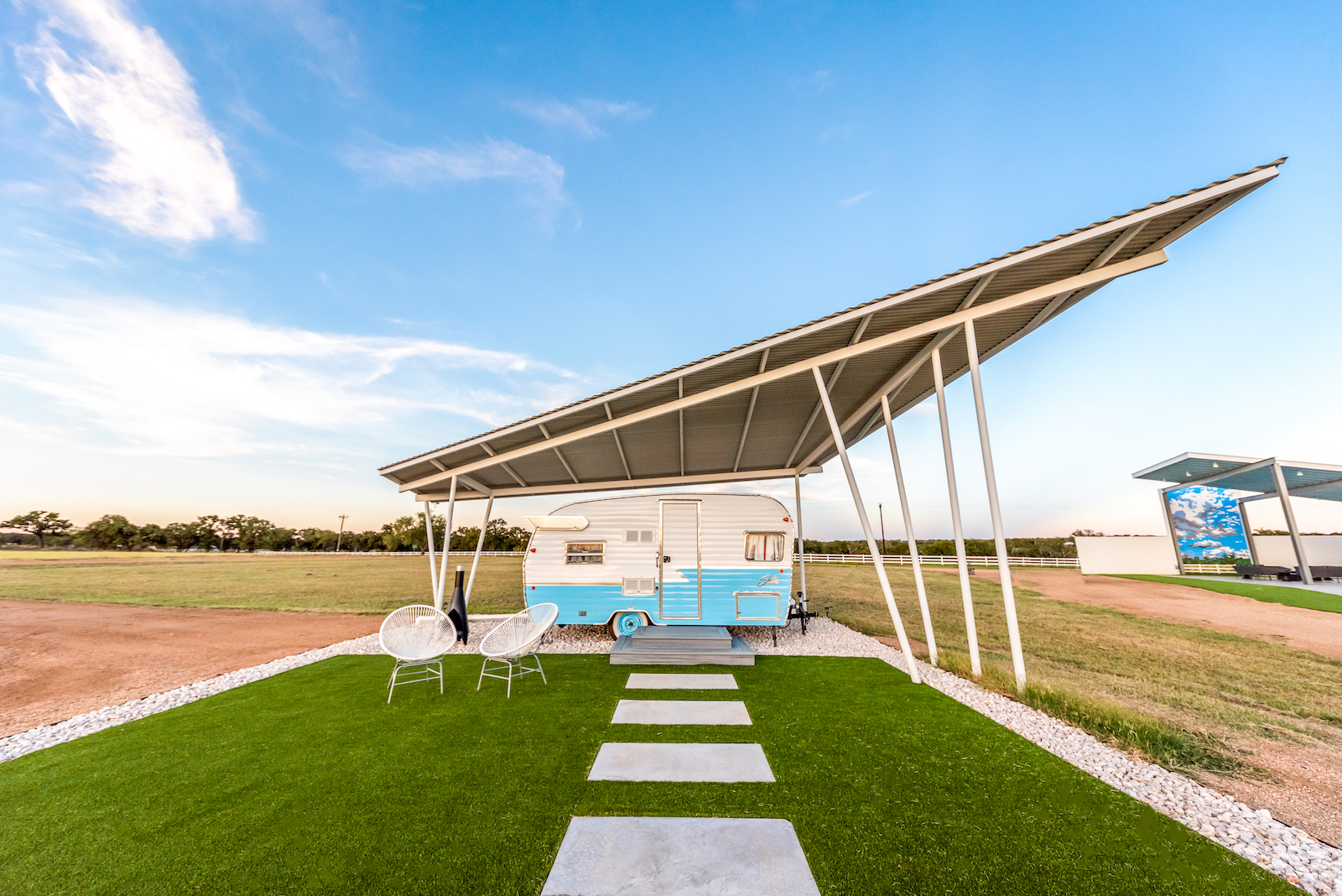 A small camper vacation rental in Willow City Texas.