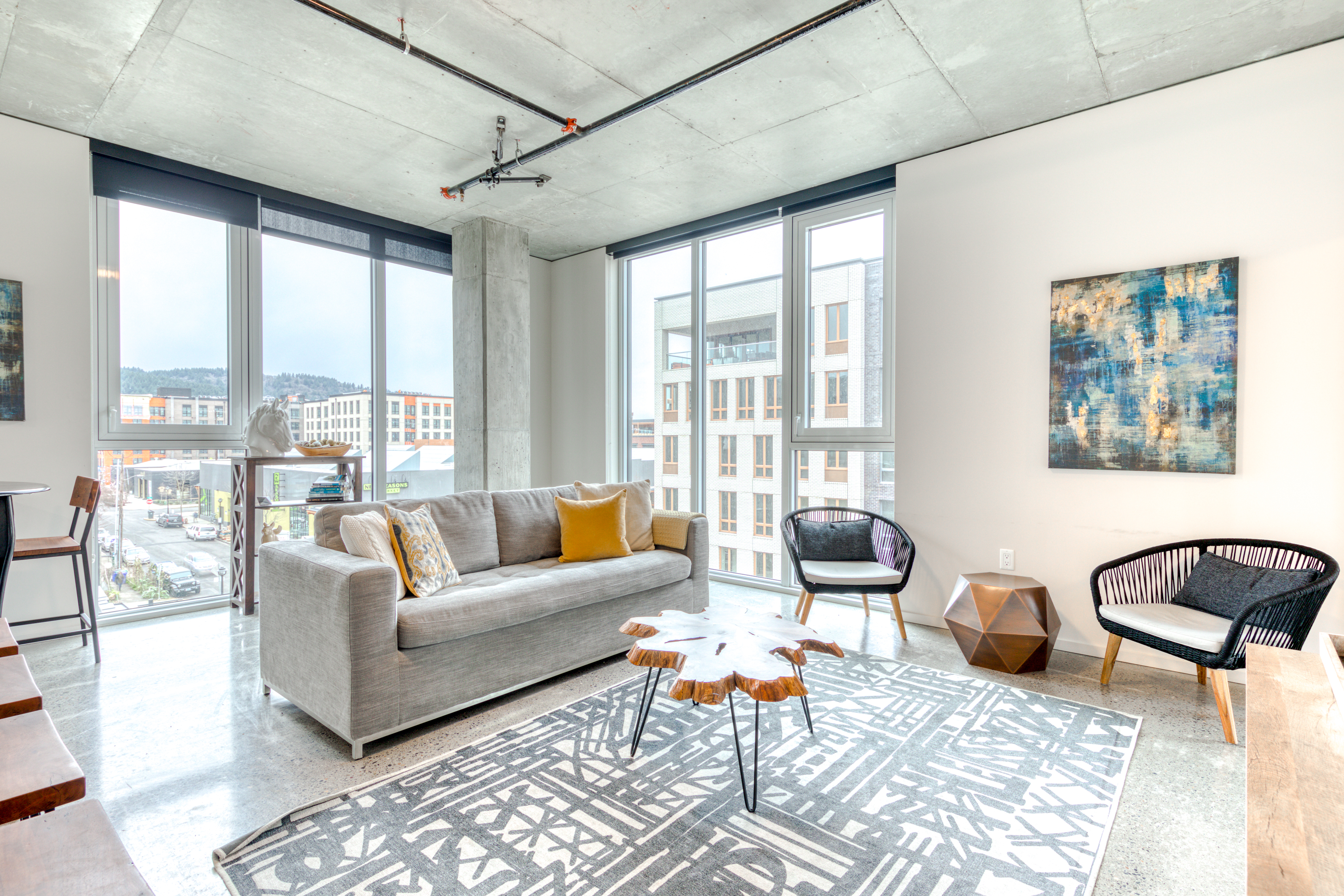 Vacation rental in Portland living room.