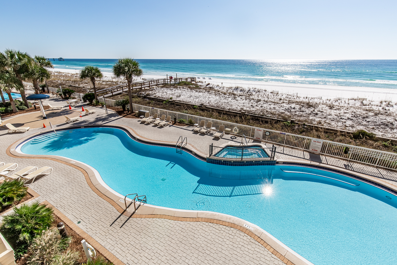 The Azure Beach Resort pool that overlooks the ocean in Texas.