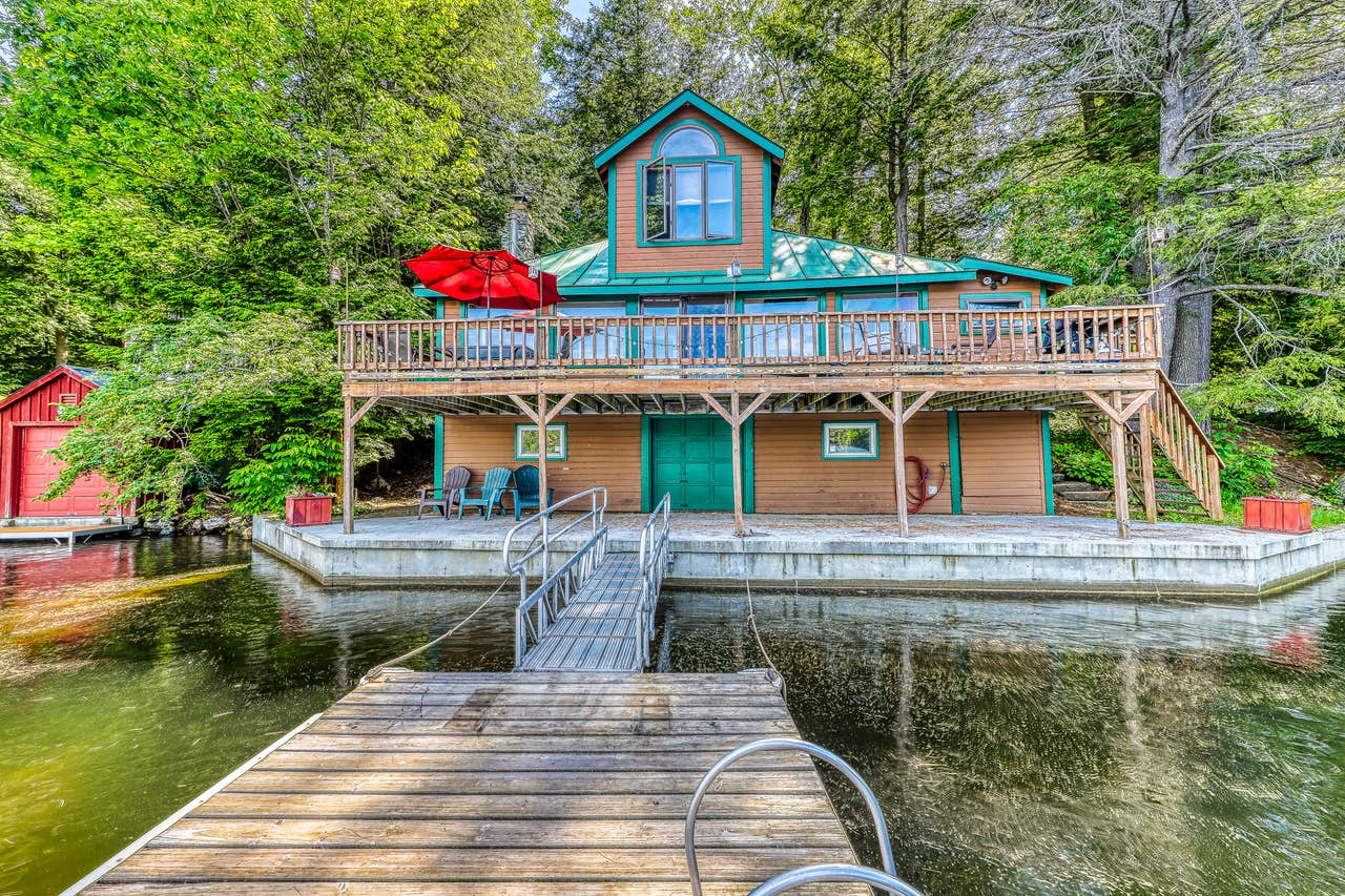 vermont waterfront cabin with dock