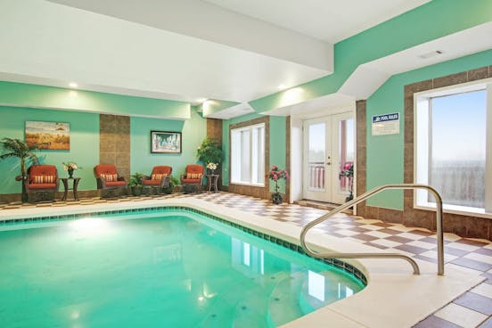 Vacation Rentals With Private Pools Indoor Pools Shared Pools