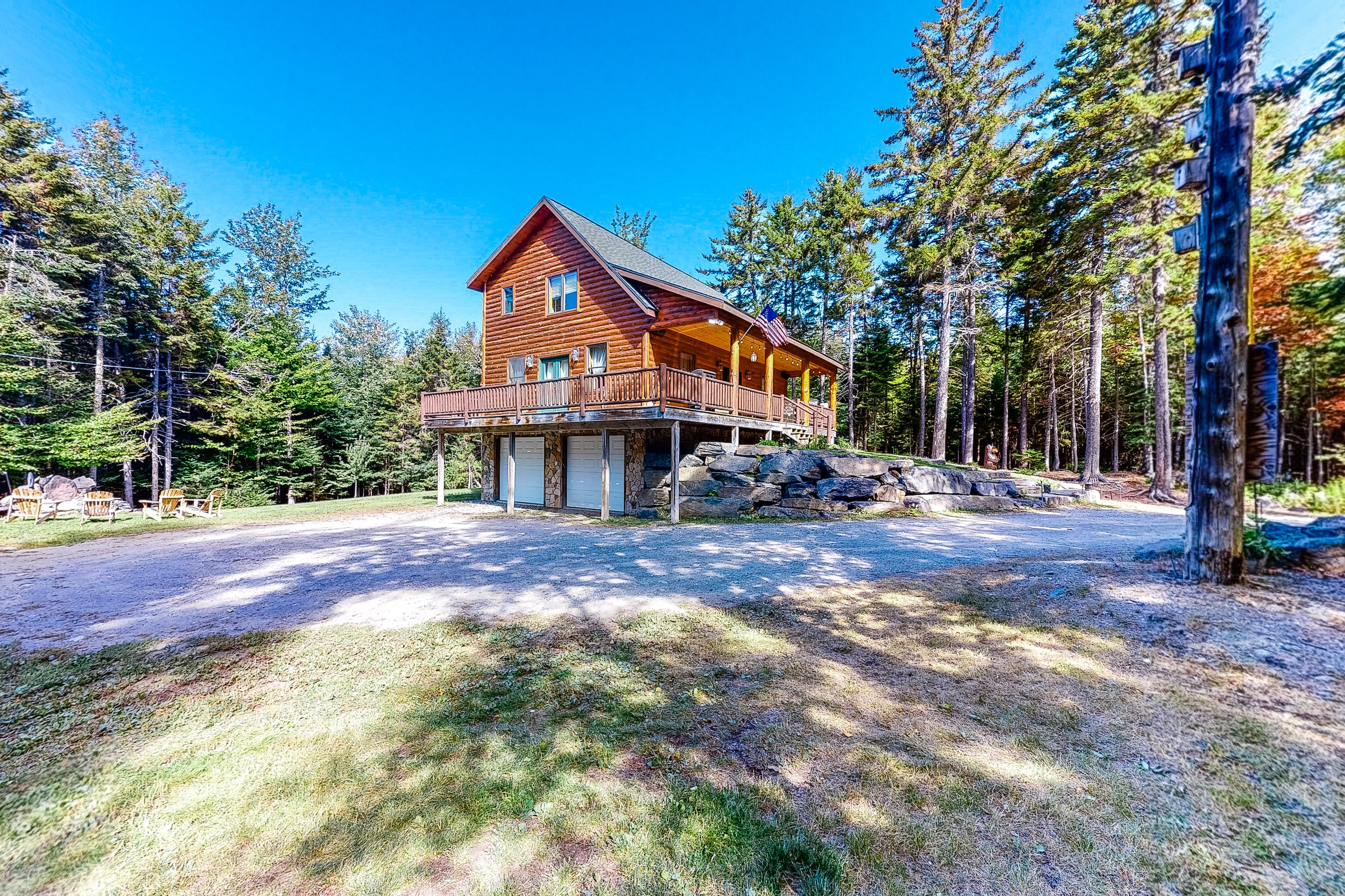cabin rental in Moosehead Lake with large yard