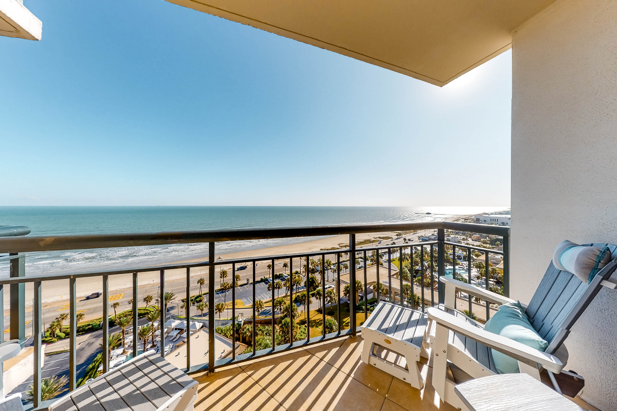 outdoor balcony with oceanview