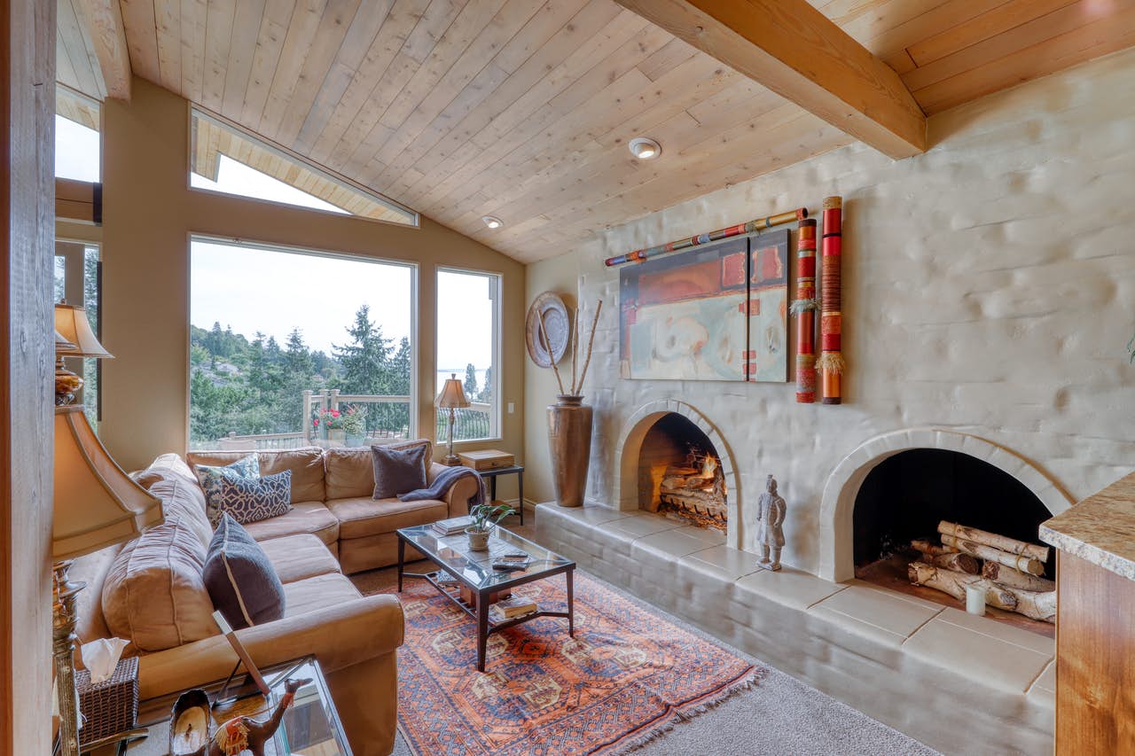 double fireplace in Shoreline, WA