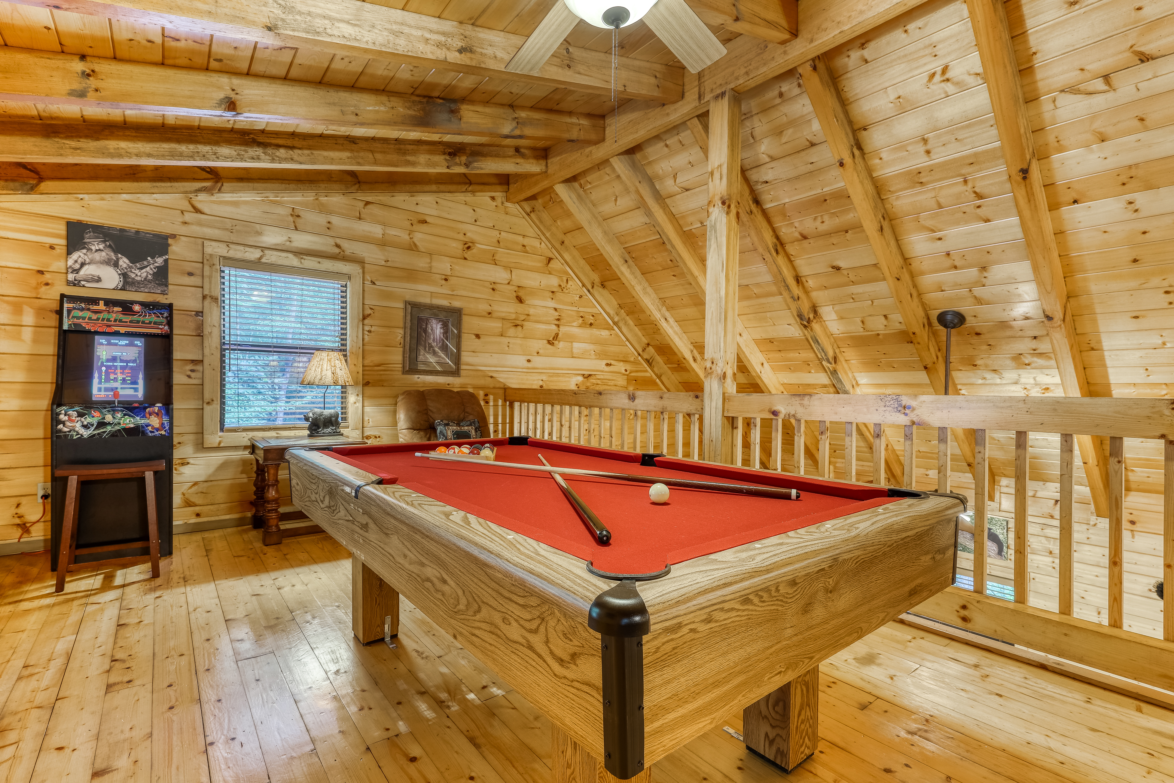 Pet-friendly cabin pool table in Gatlinburg, TN