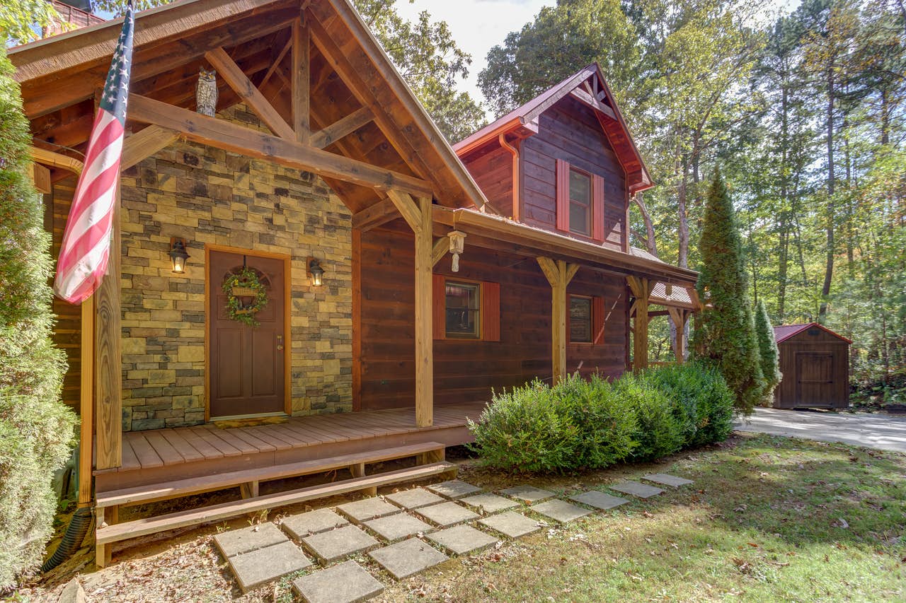 cabin in ellijay, ga