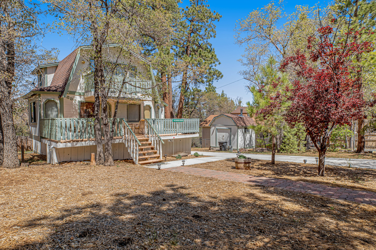 The exterior of a vacation rental in Sugarloaf, CA.