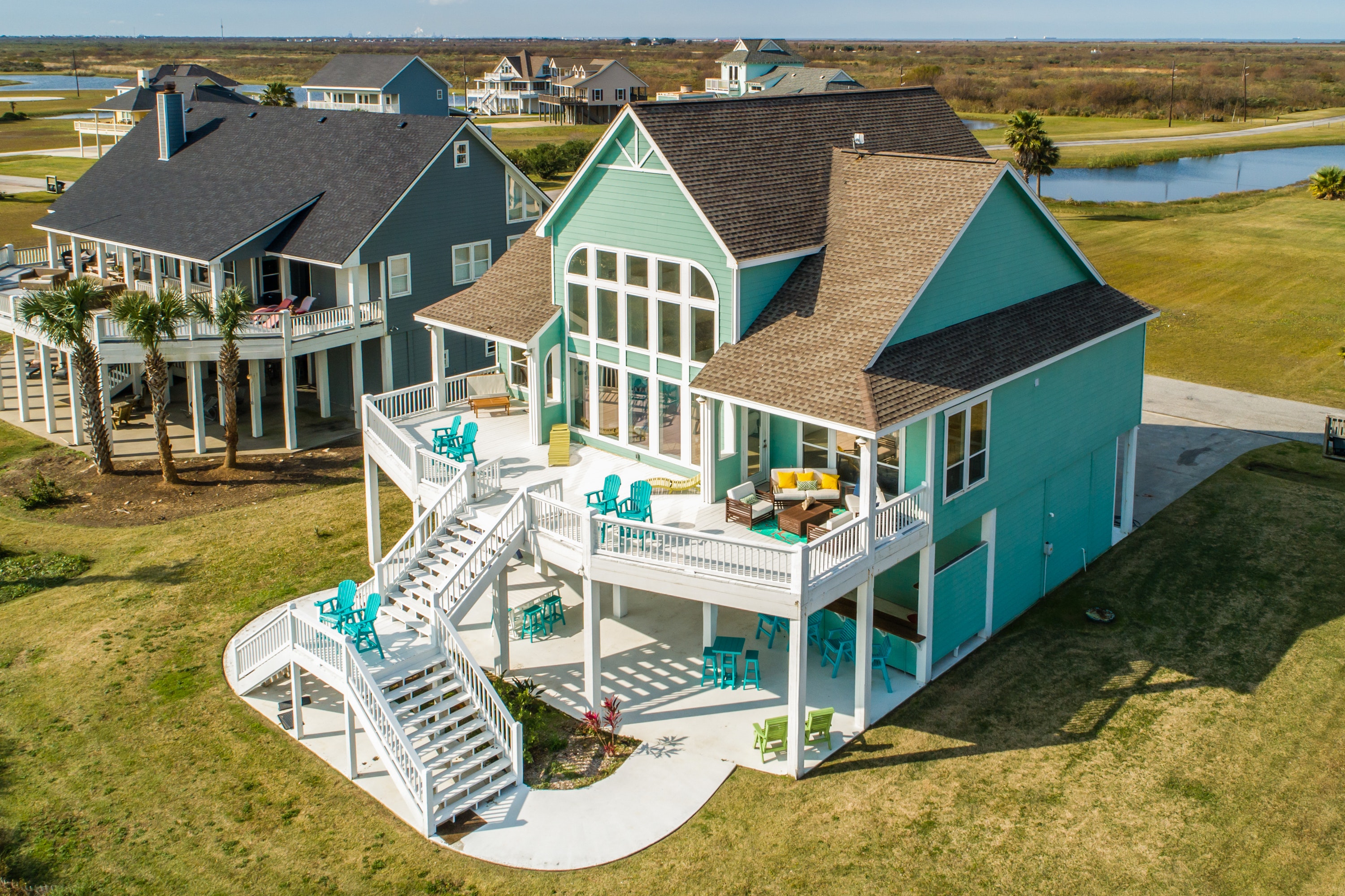 10 Best Places To Buy a Beach House 2021 Vacasa