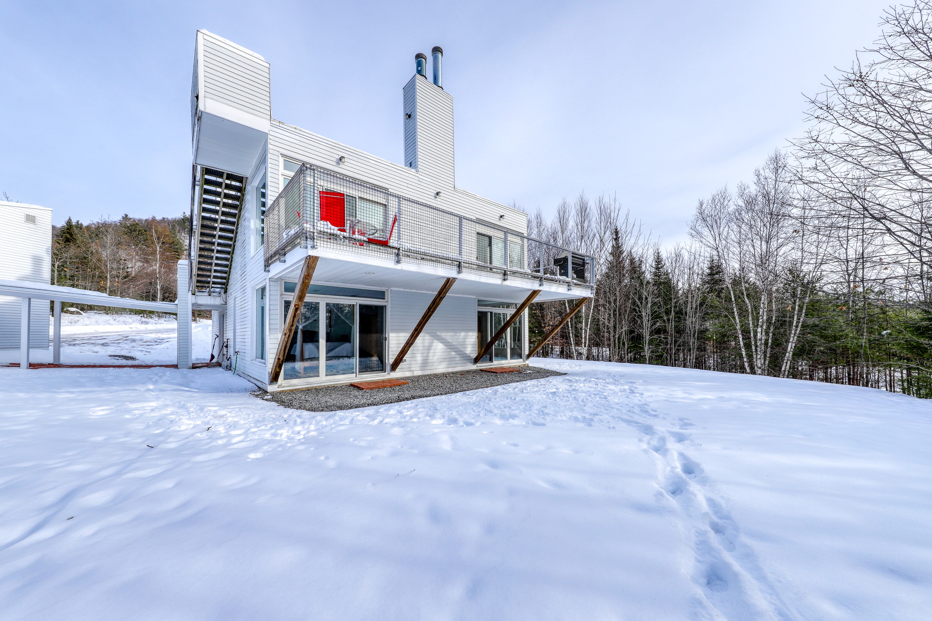 Contemporary Maine Retreat in Bethel, Maine