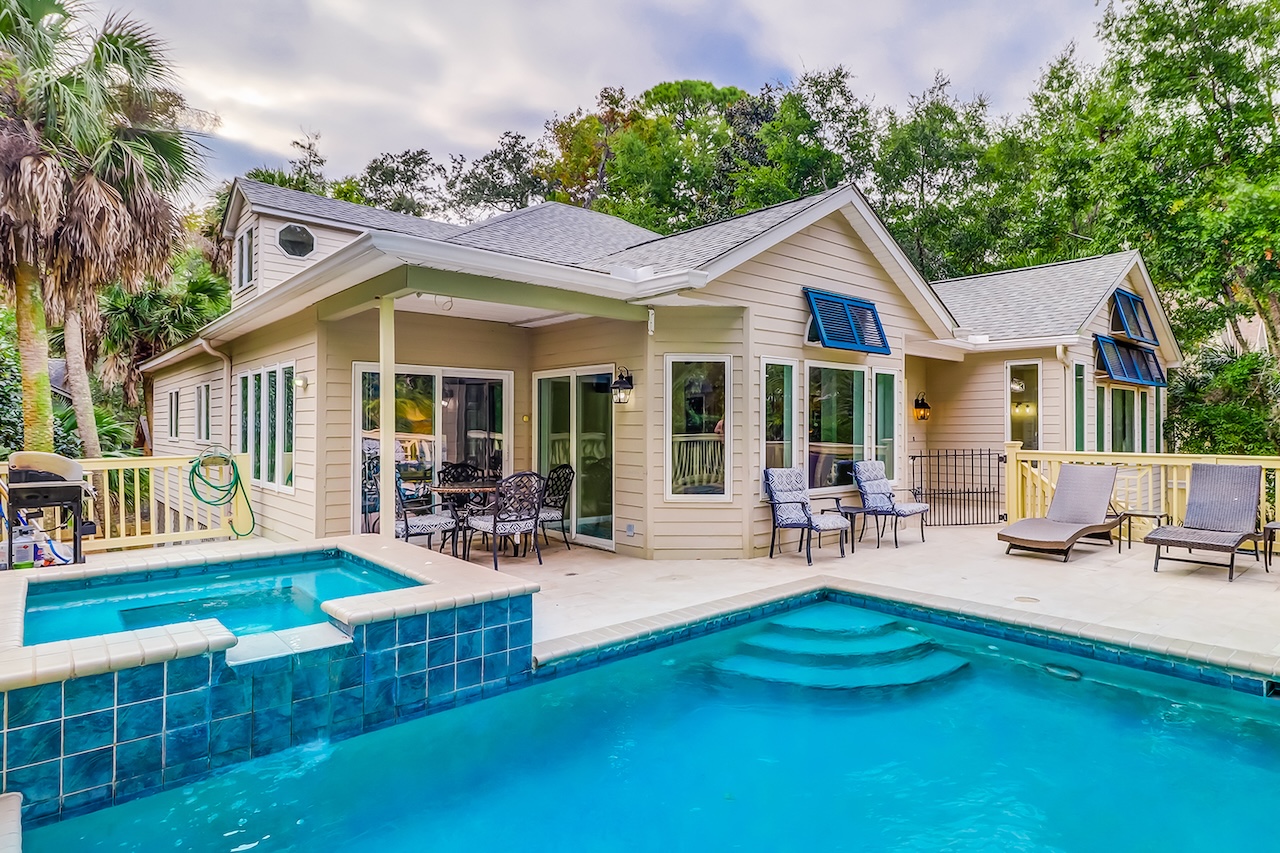The pool area of a vacation home with a pool in HHI.