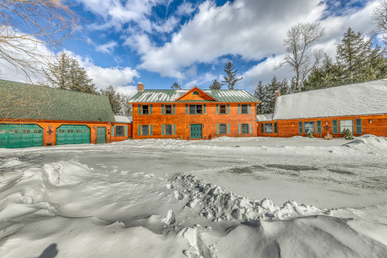sprawling vacation home in killington, vt