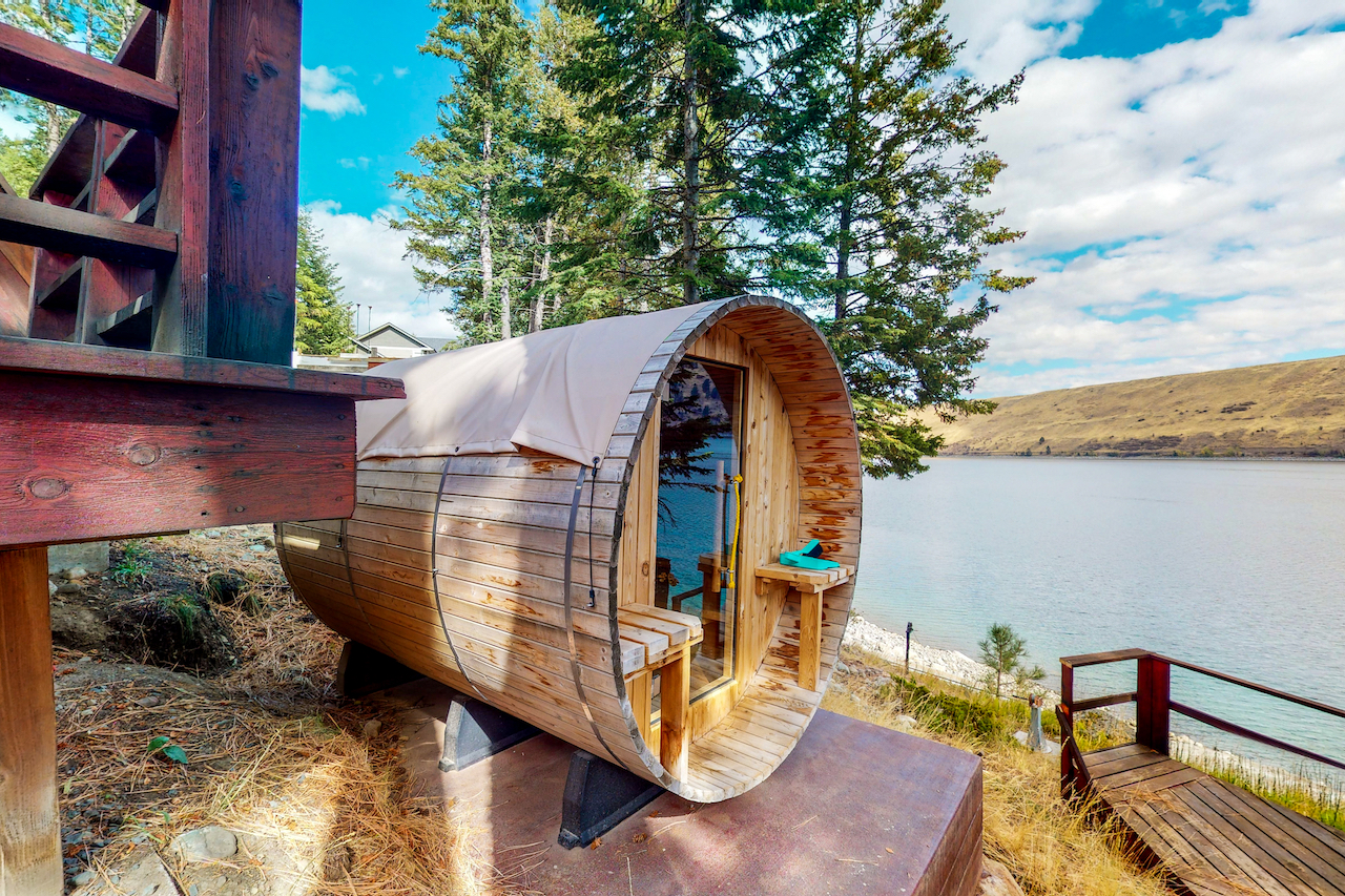 The sauna overlooking Wallow Lake at a Joseph, OR cabin rental.