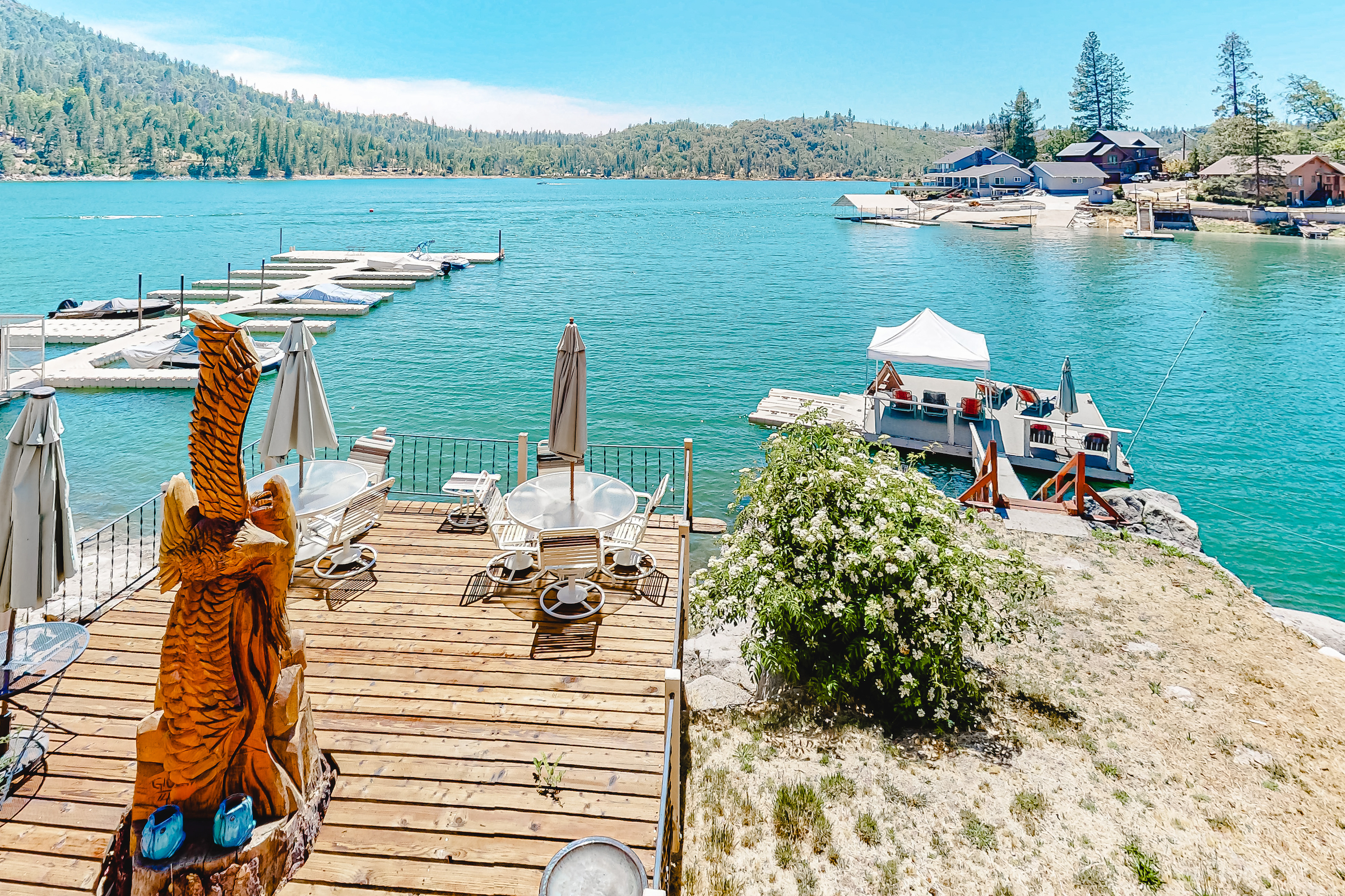 Best lake front rental amenities to have: Bass Lake, CA