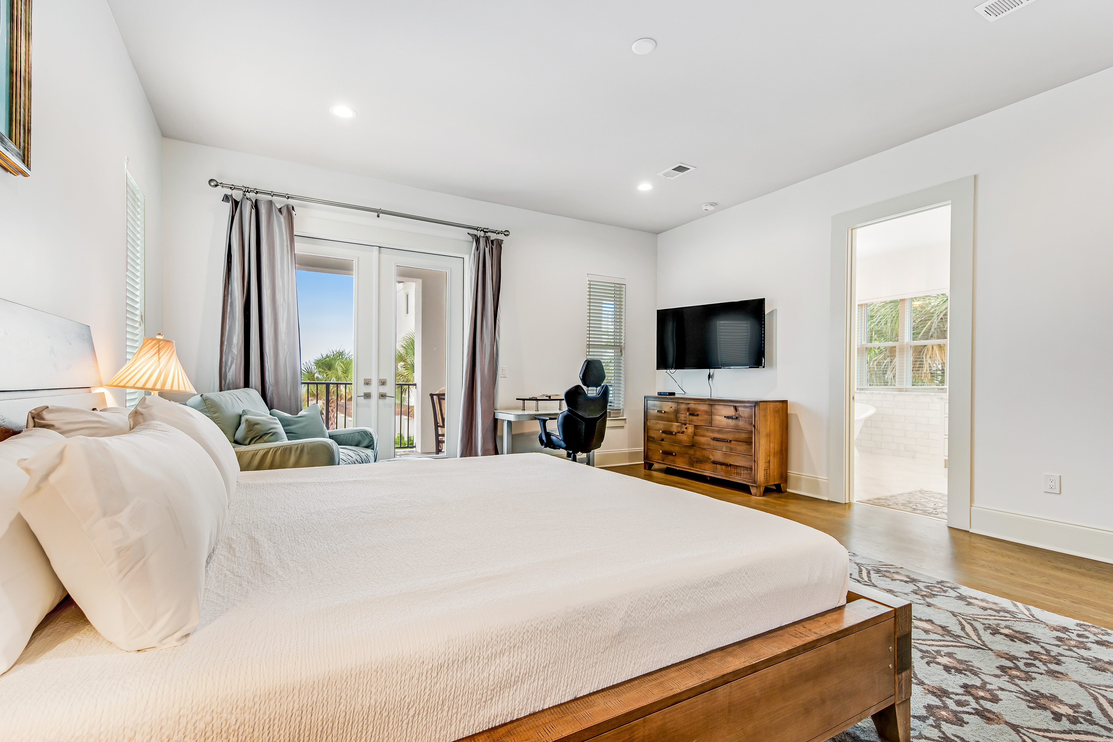 The bedroom of a vacation rental in 30A, Florida