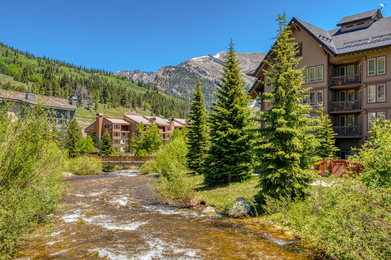 The Best Colorado Summer Resorts Vacasa   45037 Copper Mountain Co 