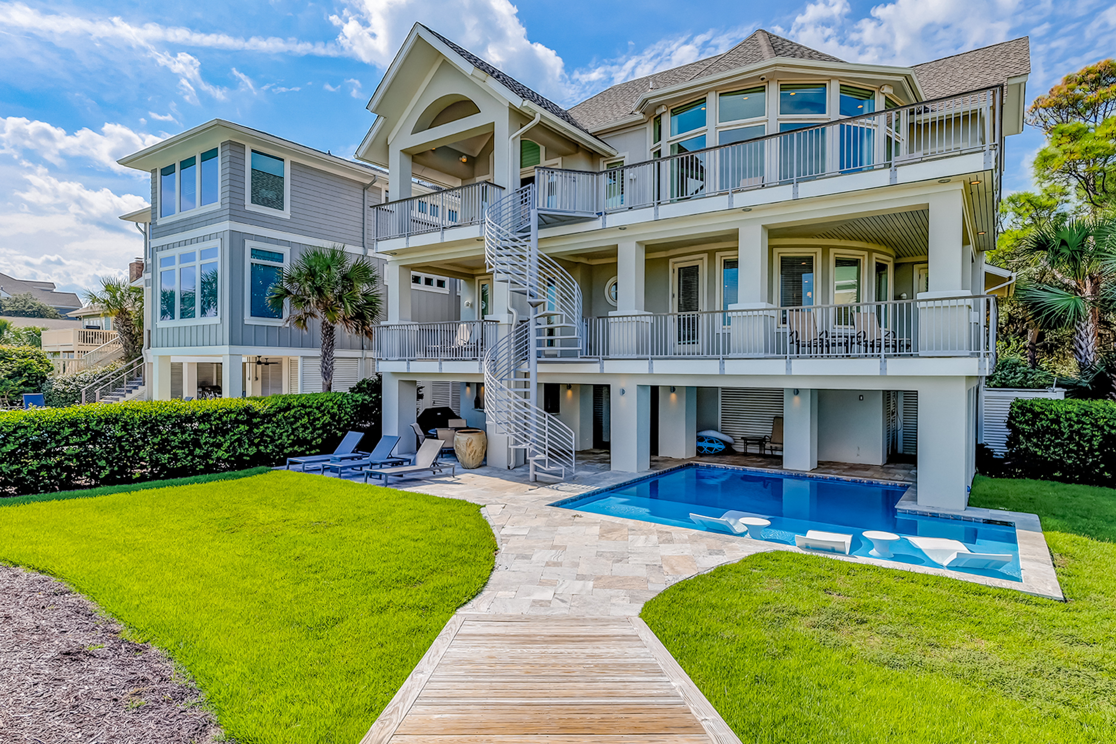Oceanfront vacation rental in Hilton Head with pools.