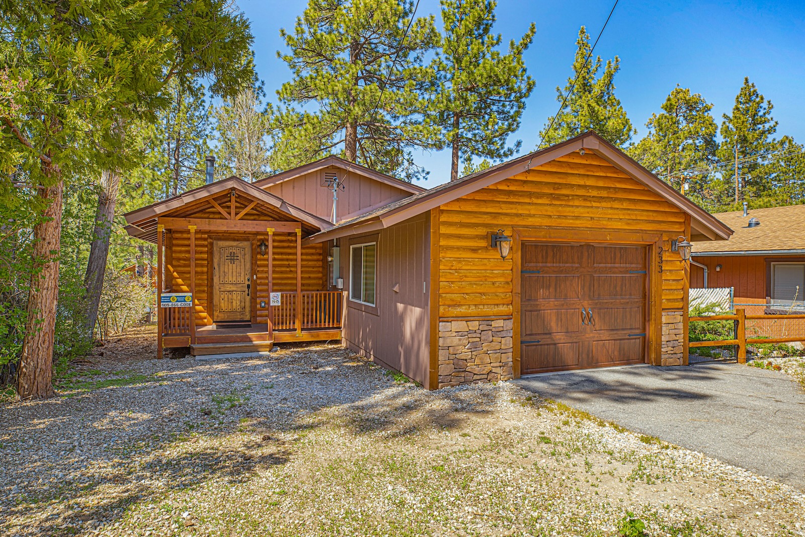 The exterior of a cabin rental in Big Bear, CA.