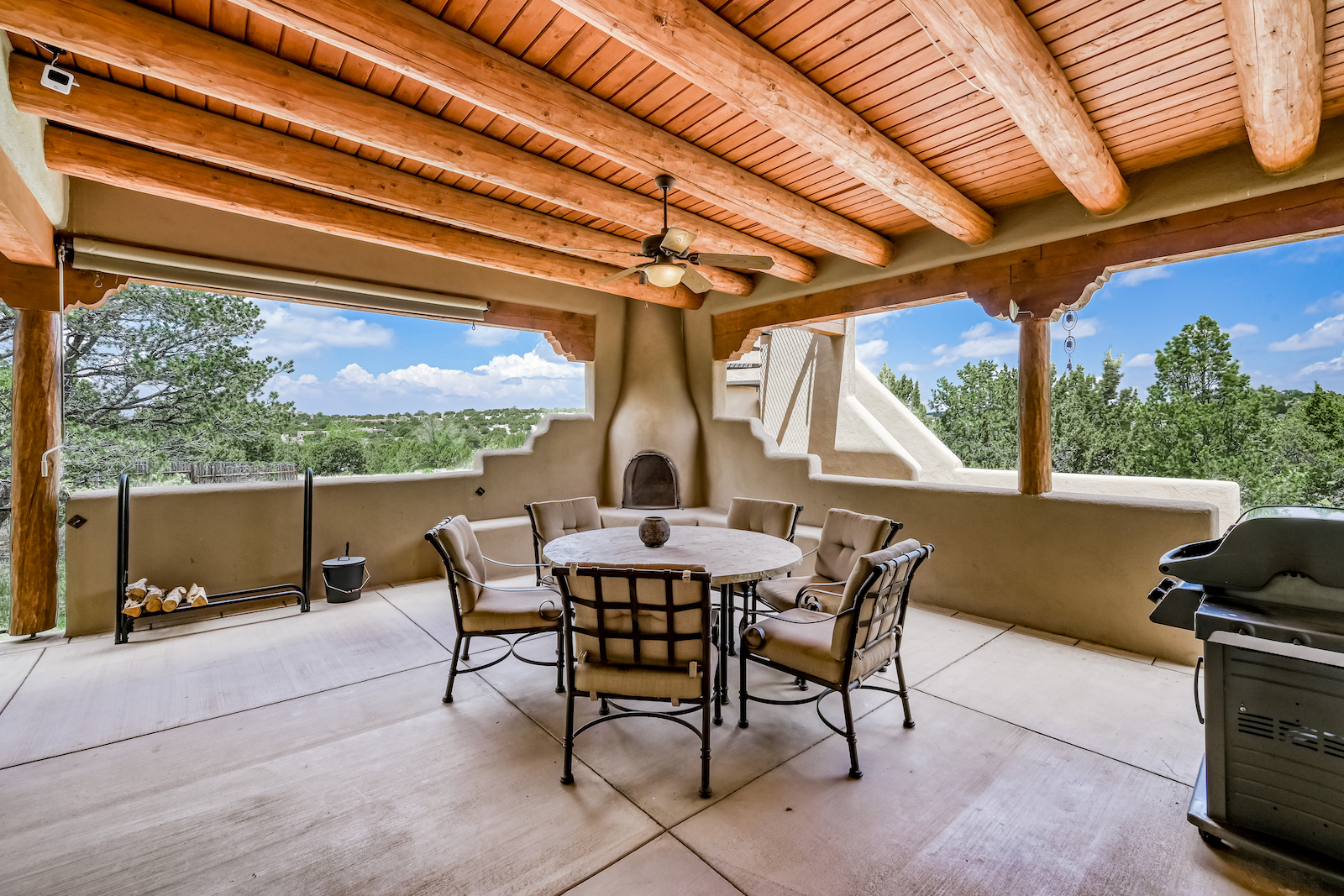 The back living area of a vacation rental in Santa Fe, NM
