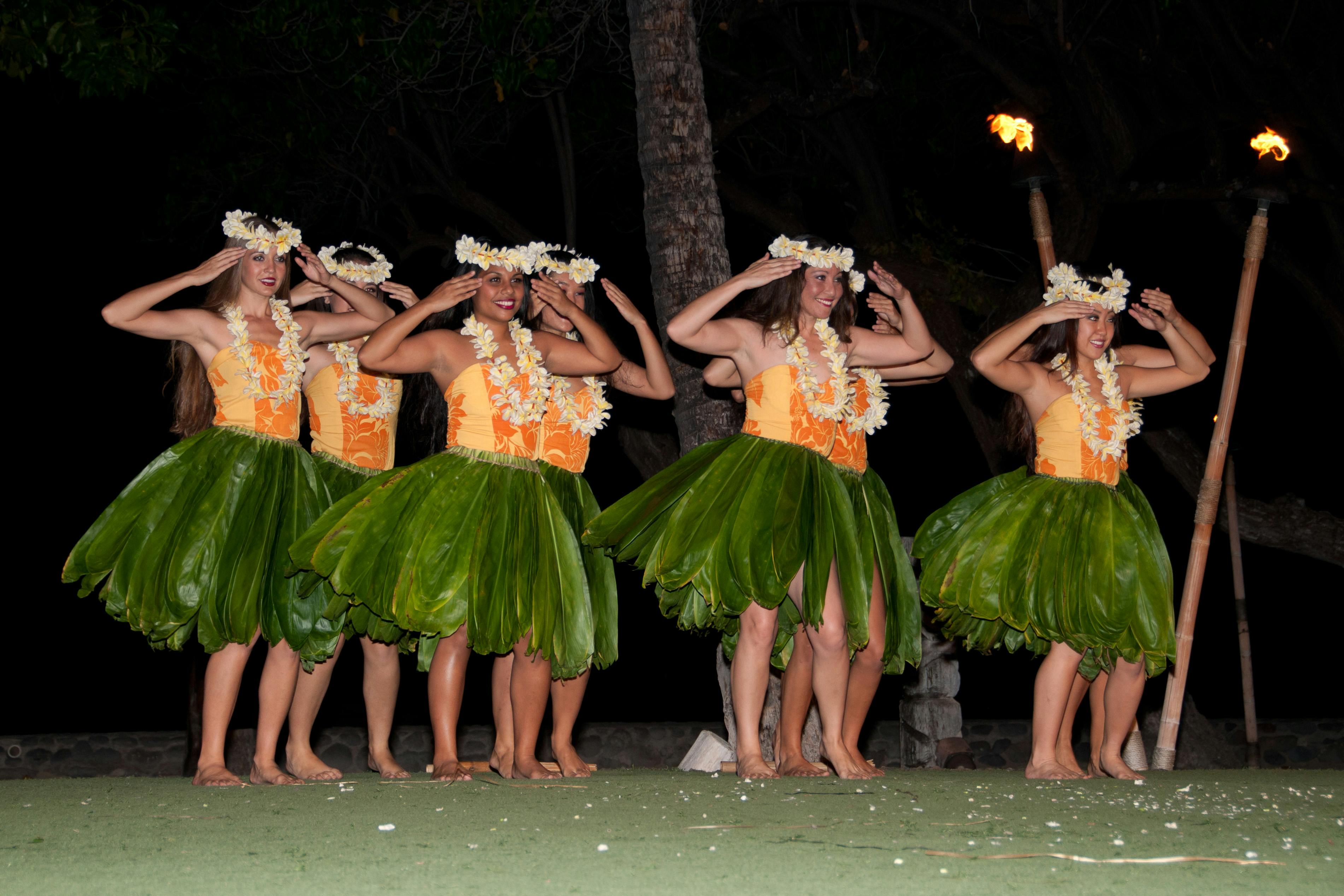 Celebrate Your Tropical Getaway with the Best Luau in Hawaii Vacasa