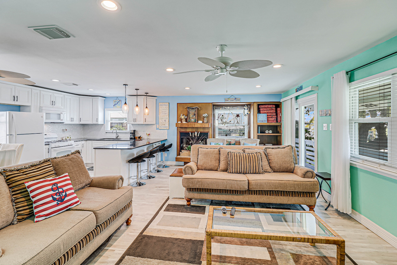 The interior living area of a vacation rental in Rockport, TX.