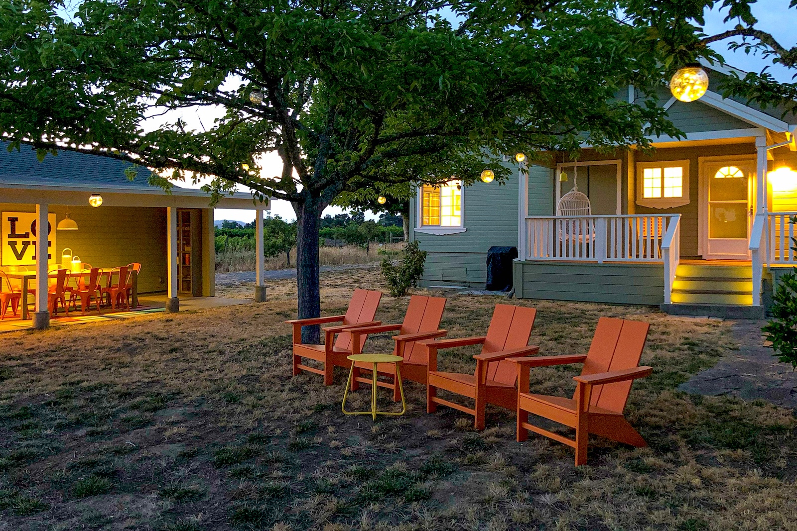 The back area ofa vacation rental in Healdsburg.