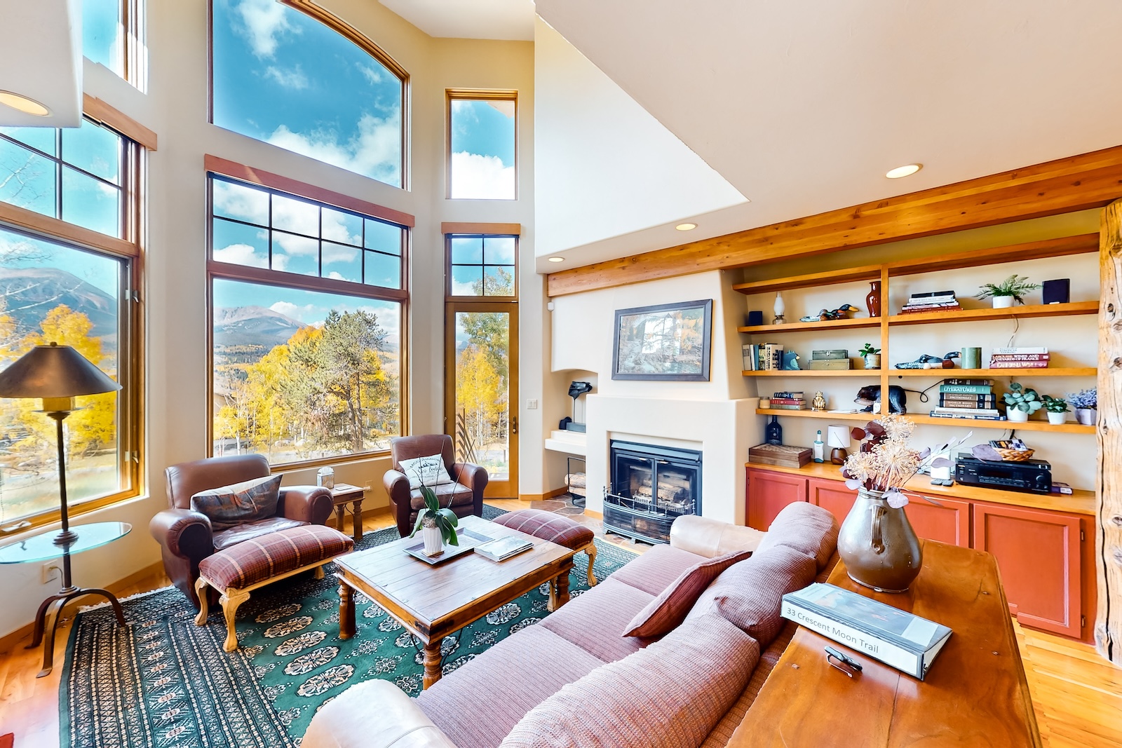 The living room of a vacation rental in Silverthorne, CO.