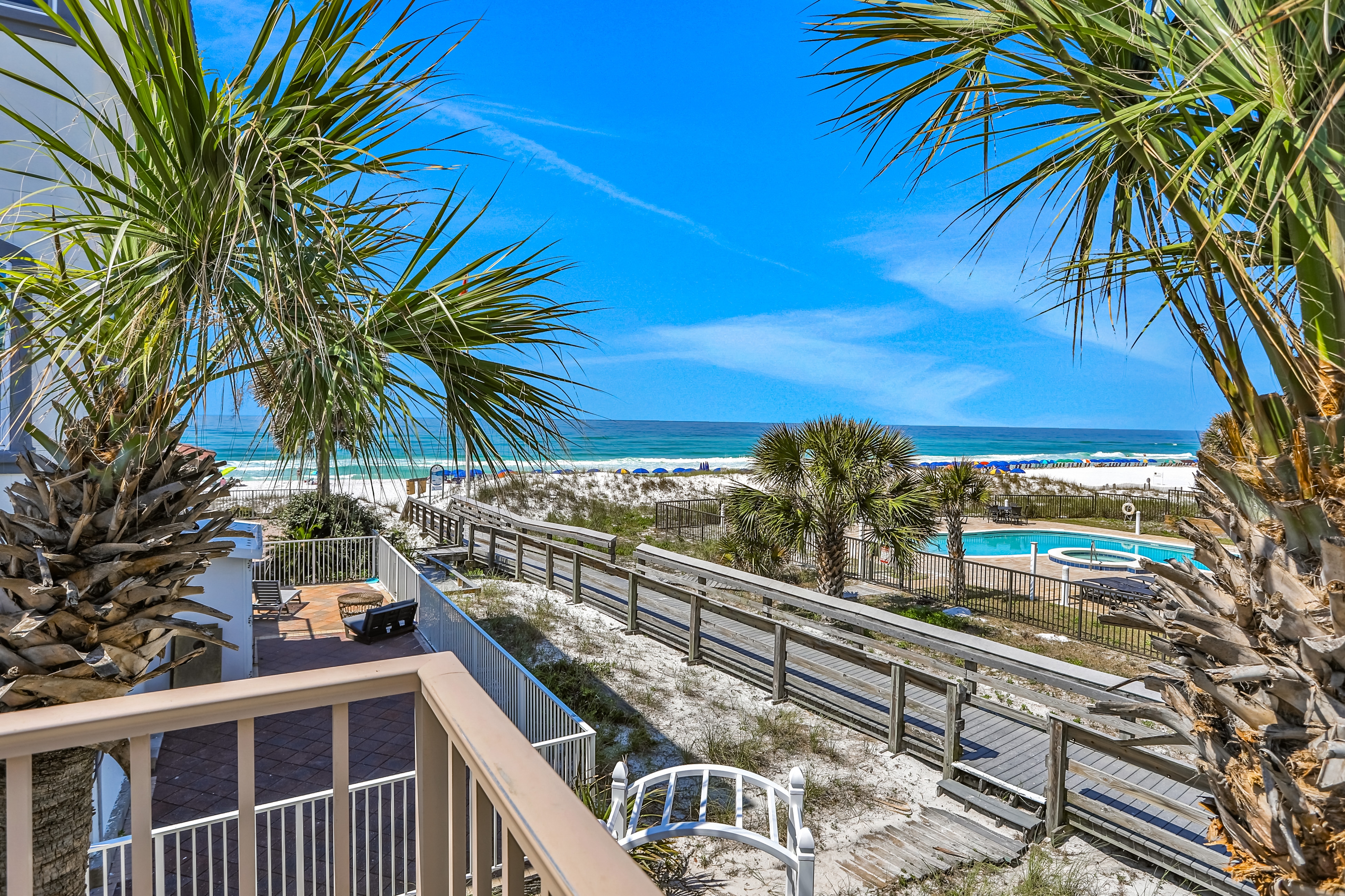 back deck of santa rosa beach vacation home