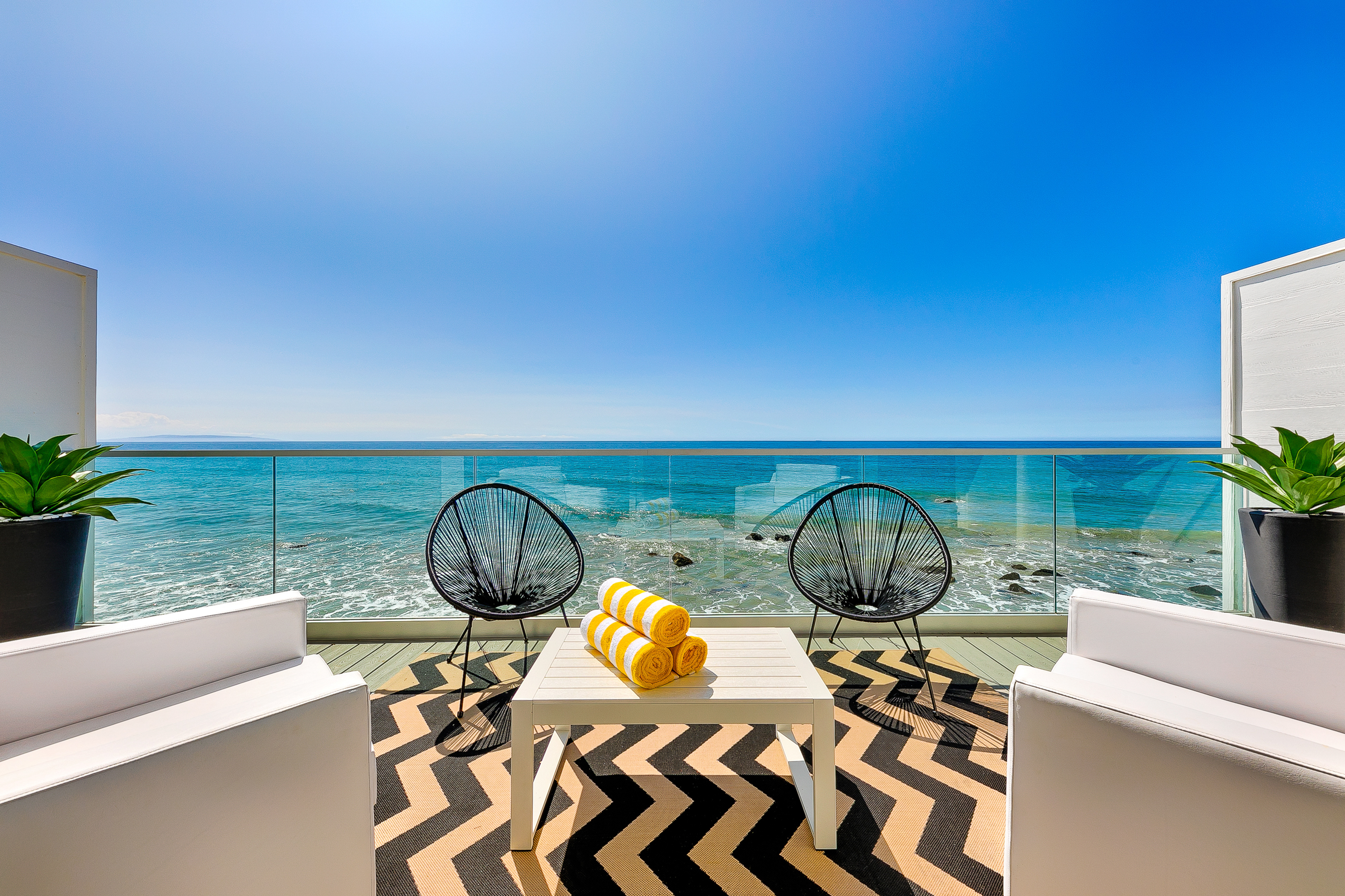 balcony of beachfront home in Malibu with beach access