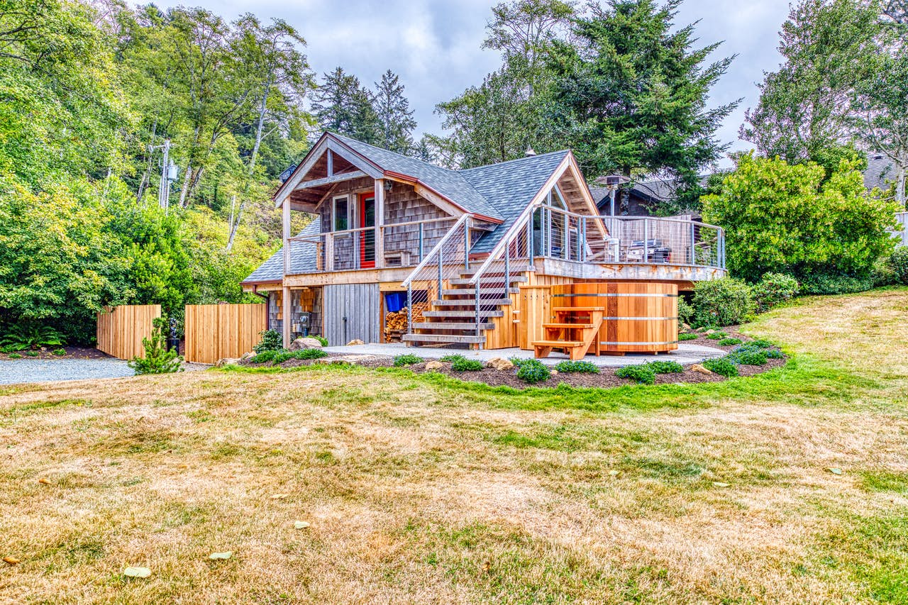coastal cabin in Manzanita, OR