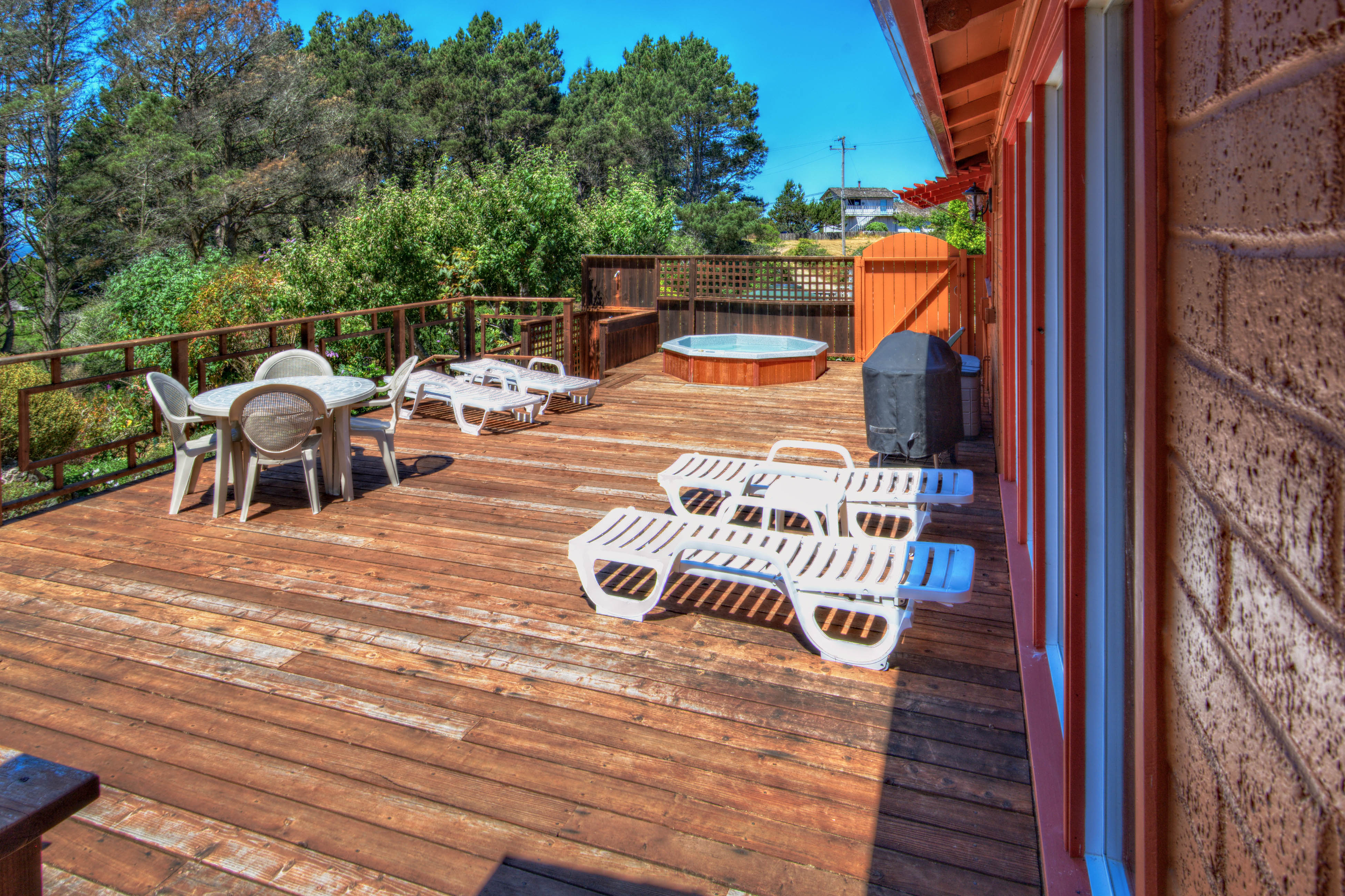 The deck at a Mendocino, CA vacation rental.