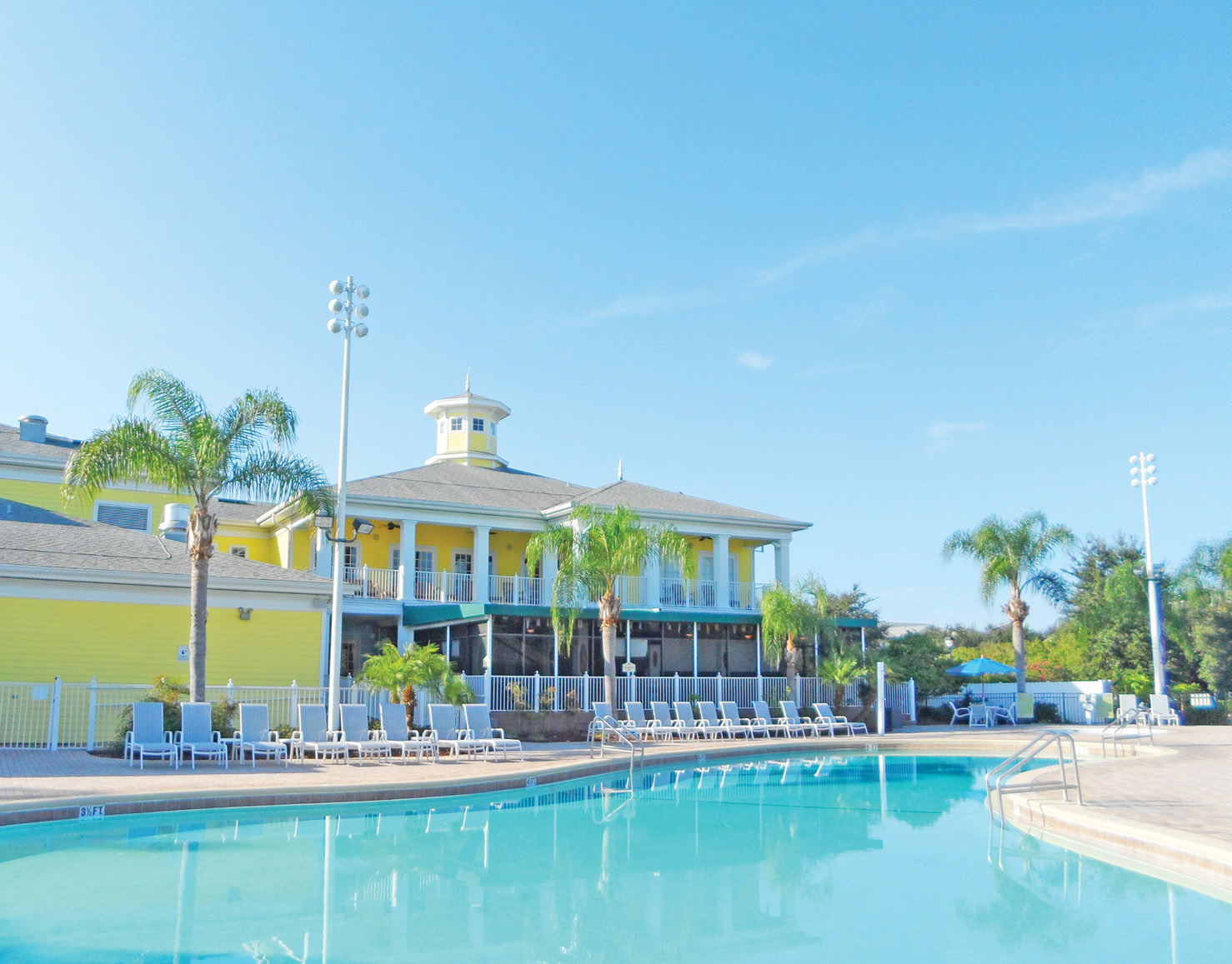 Bahama Bay Resort outdoor pool in Orlando, Florida