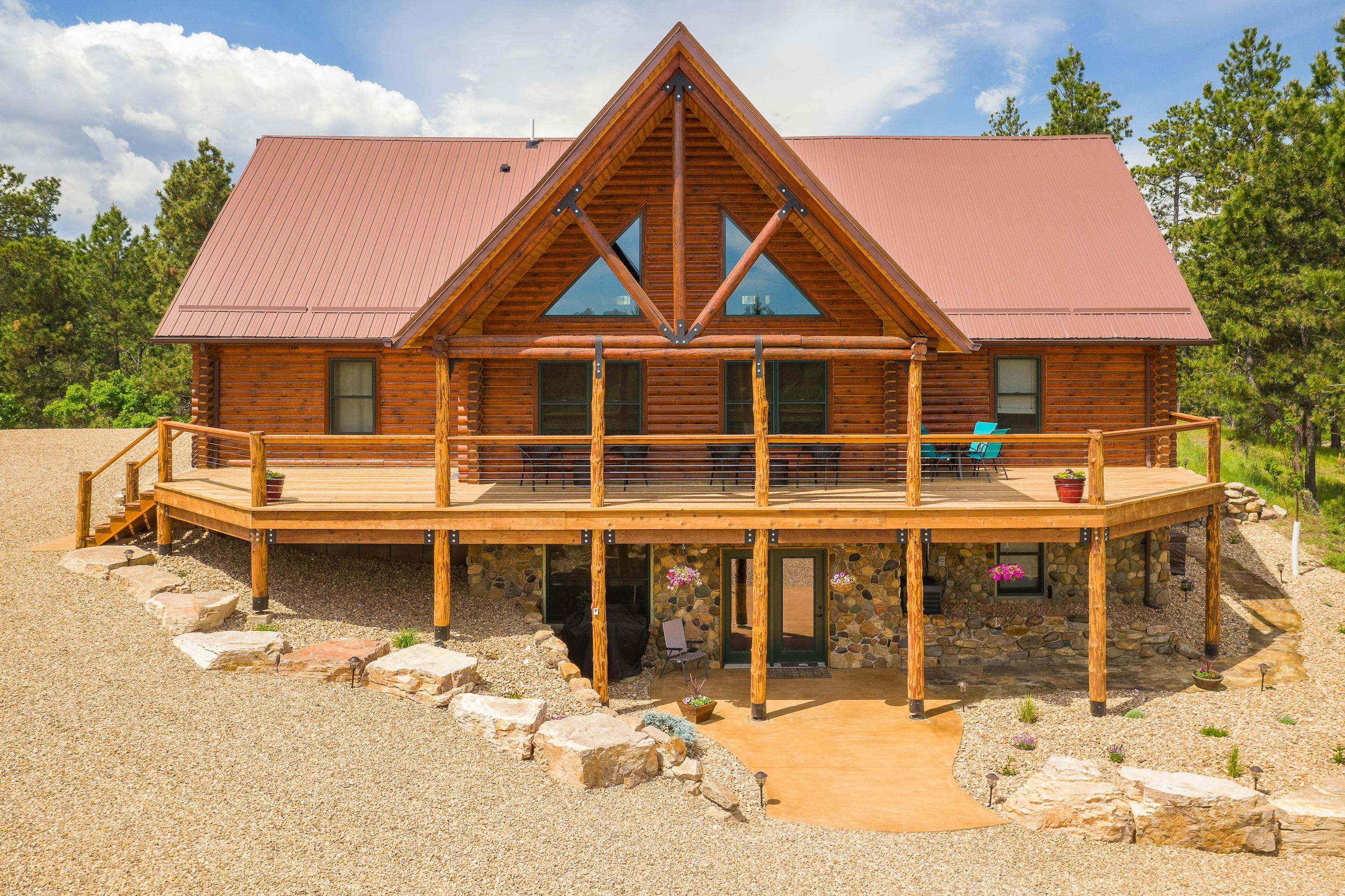 Large Black Hills, SD cabin