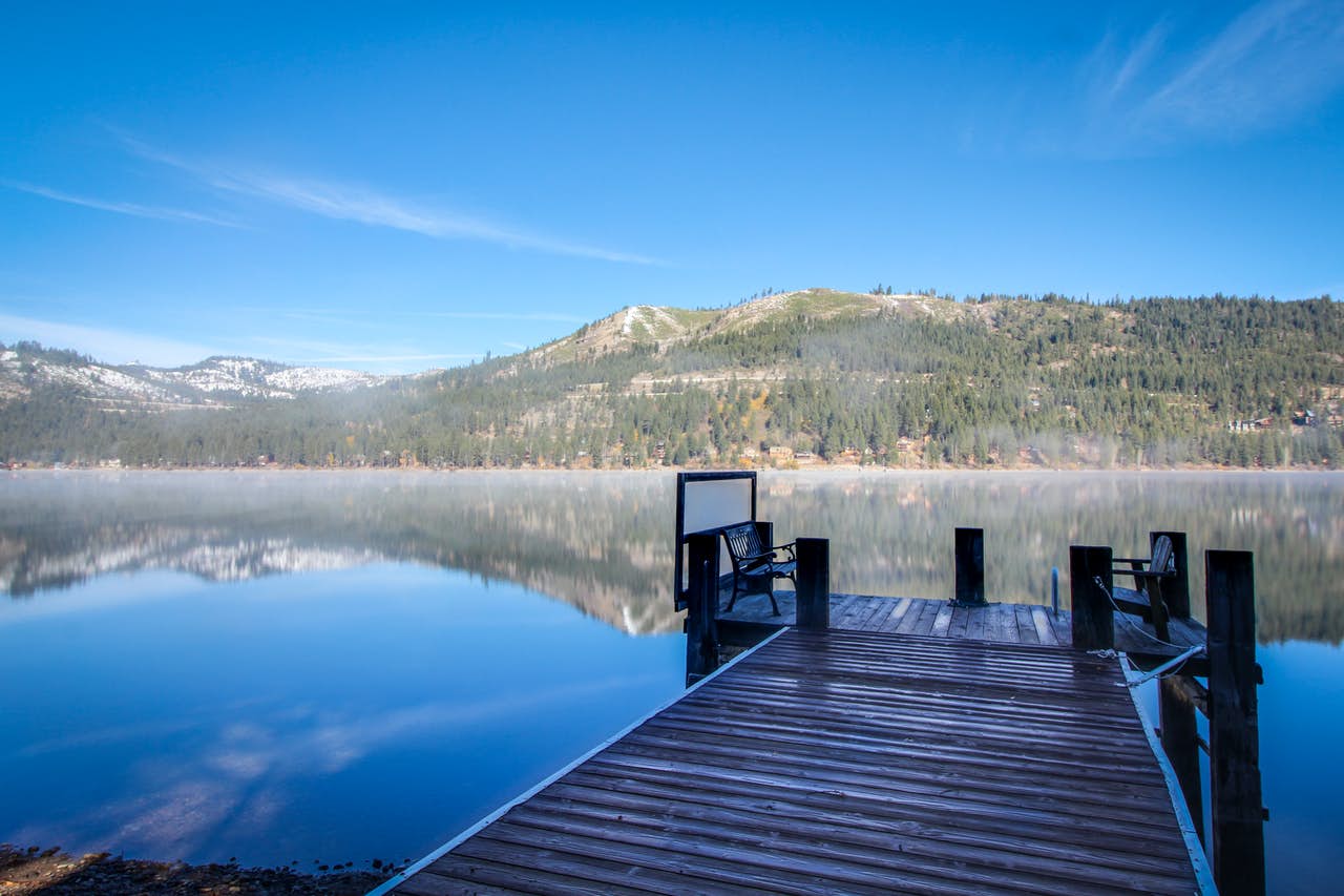 dock with benches over Donner Lake