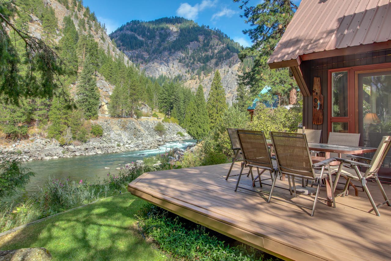 Wenatchee River in Leavenworth, WA