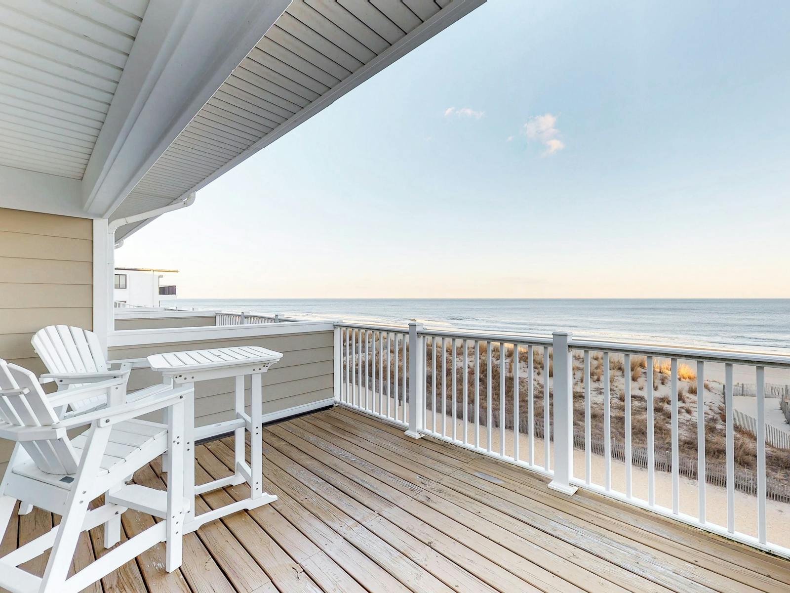10 Best Places to Buy a Beach House in 2019 Vacasa