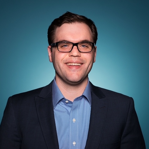 Erik Barnes headshot