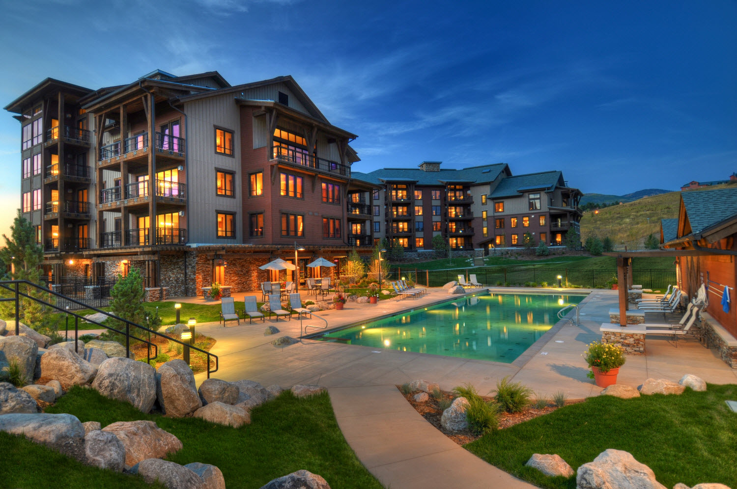 The Best Colorado Summer Resorts Vacasa   Trailhead Lodge 