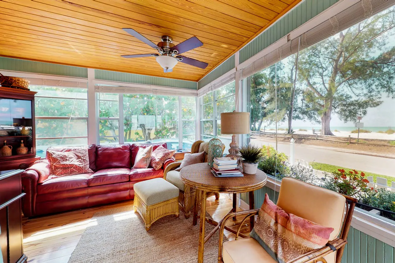 7 Charming Anna Maria Beach Cottages for a Seaside Retreat Vacasa