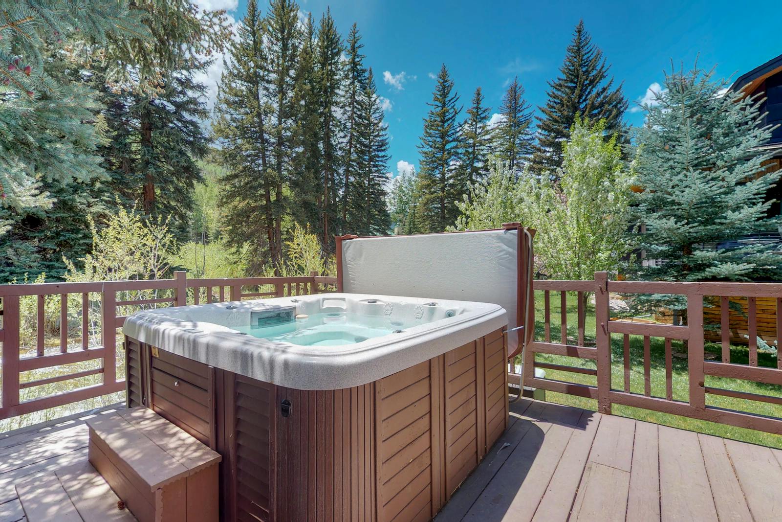 8 Breathtaking Colorado Vacation Cabin Rentals With Hot Tubs Vacasa