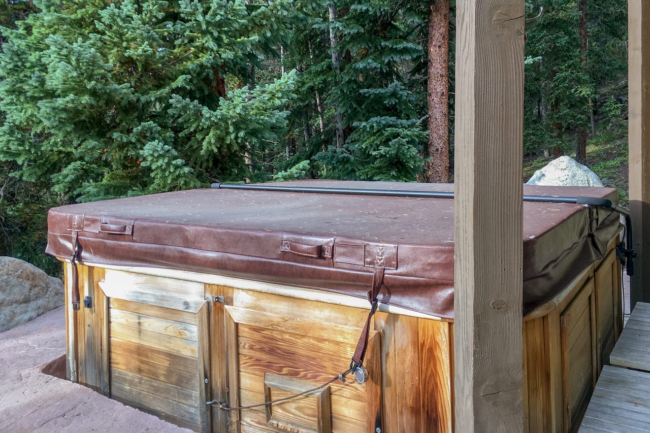 8 Breathtaking Colorado Vacation Cabin Rentals with Hot Tubs Vacasa