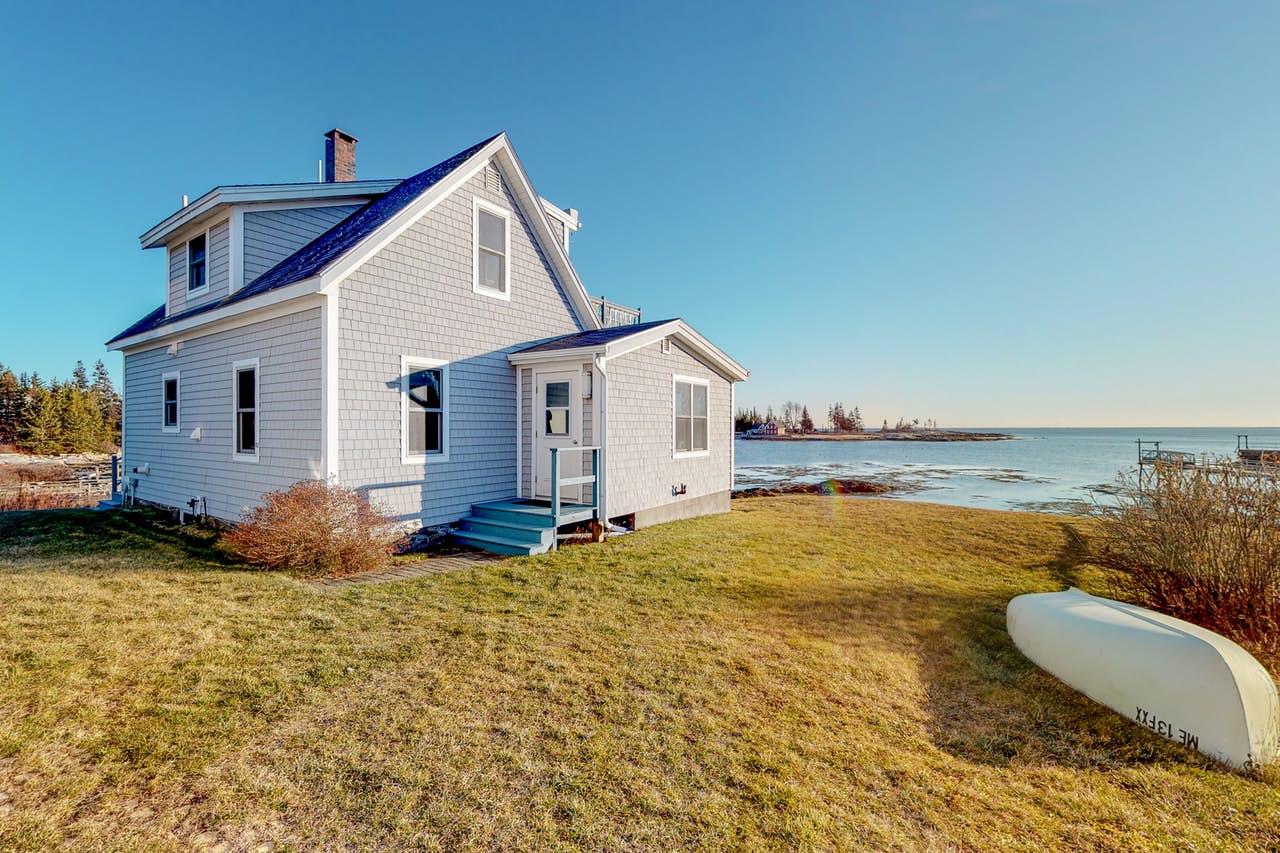Vacation rental home located right on the water in Boothbay Harbor, ME