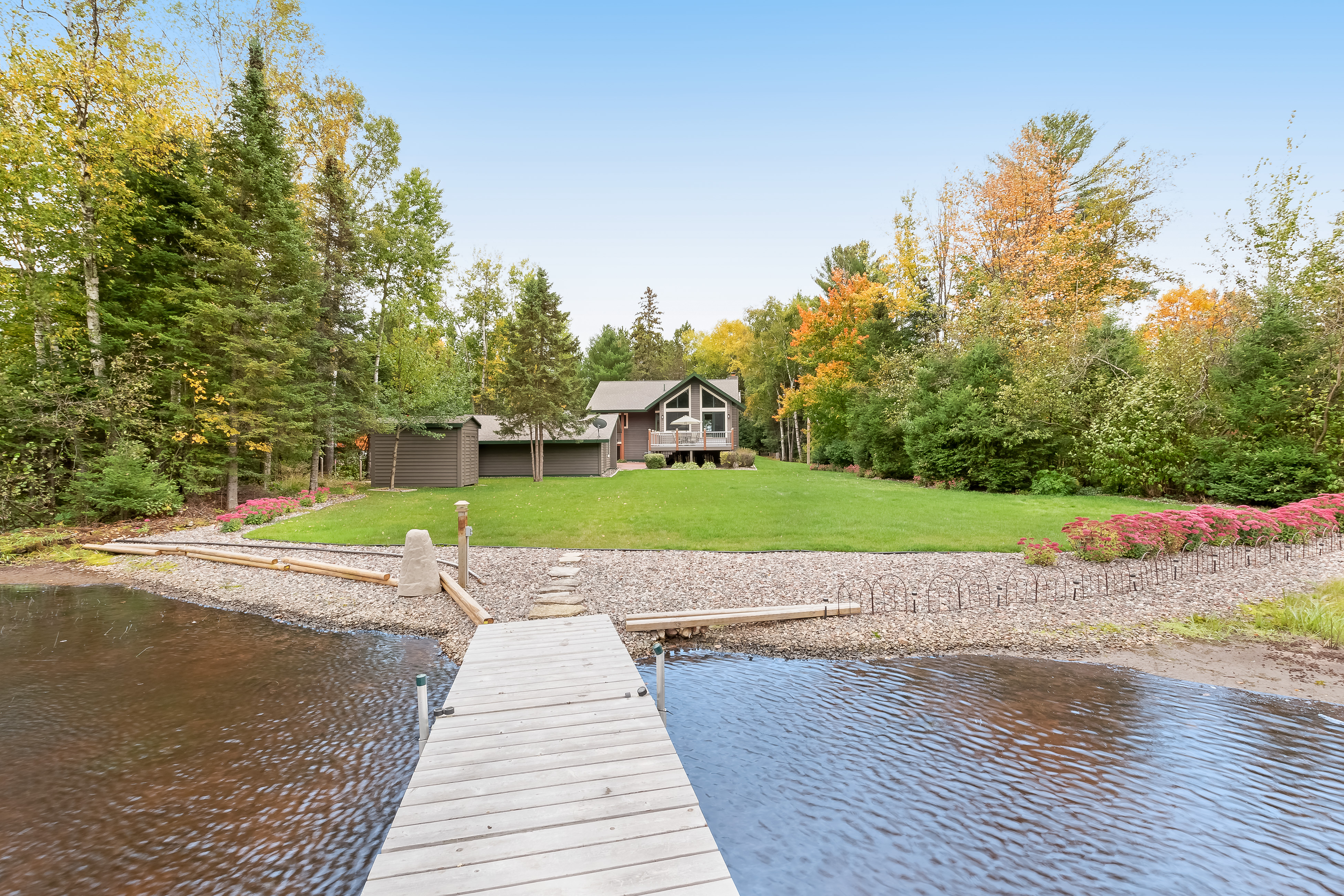 Vacation rental in Wisconsin with private dock