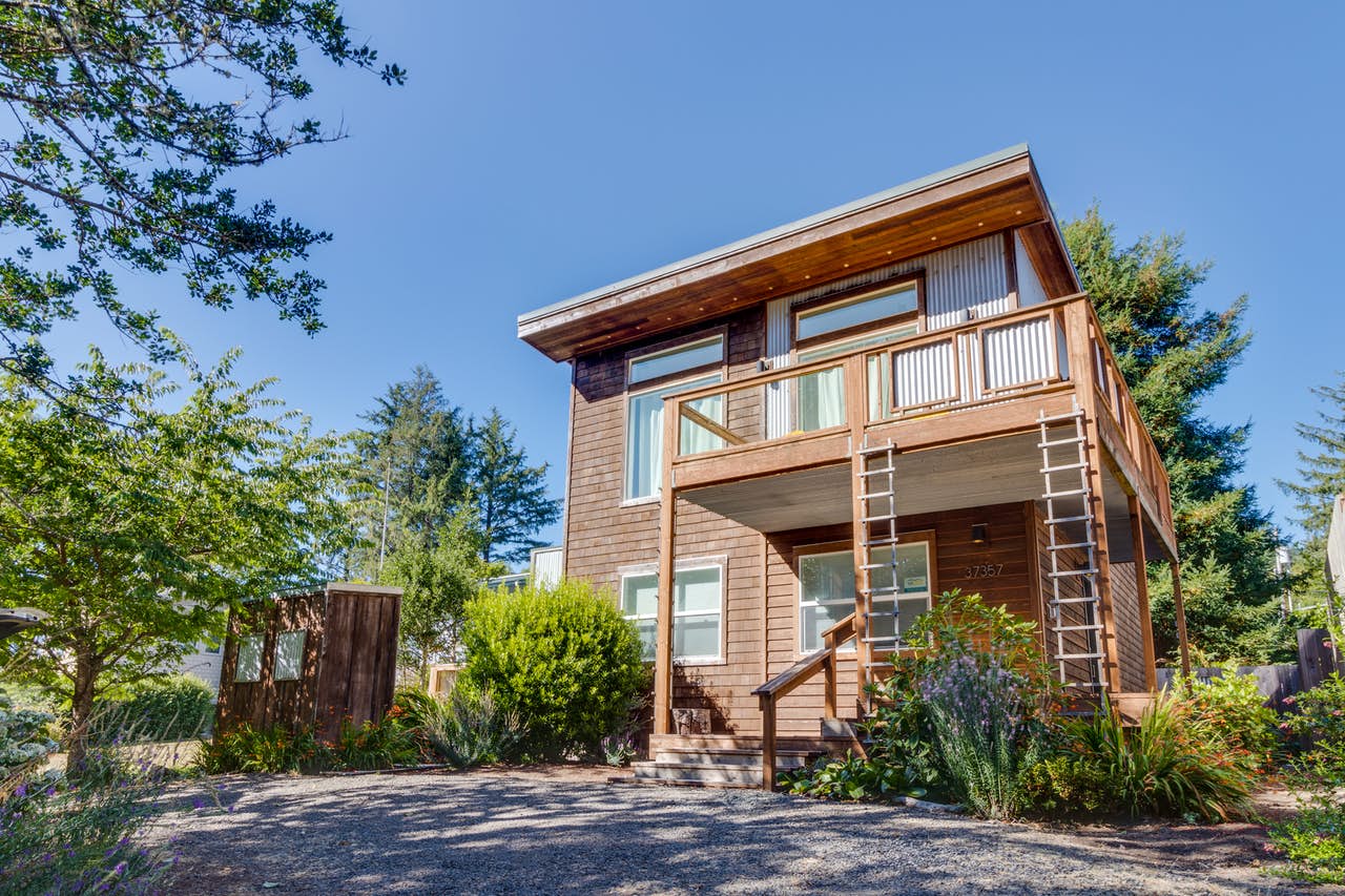 Vacasa Dogs’ Favorite PetFriendly Vacation Rentals on the Oregon Coast